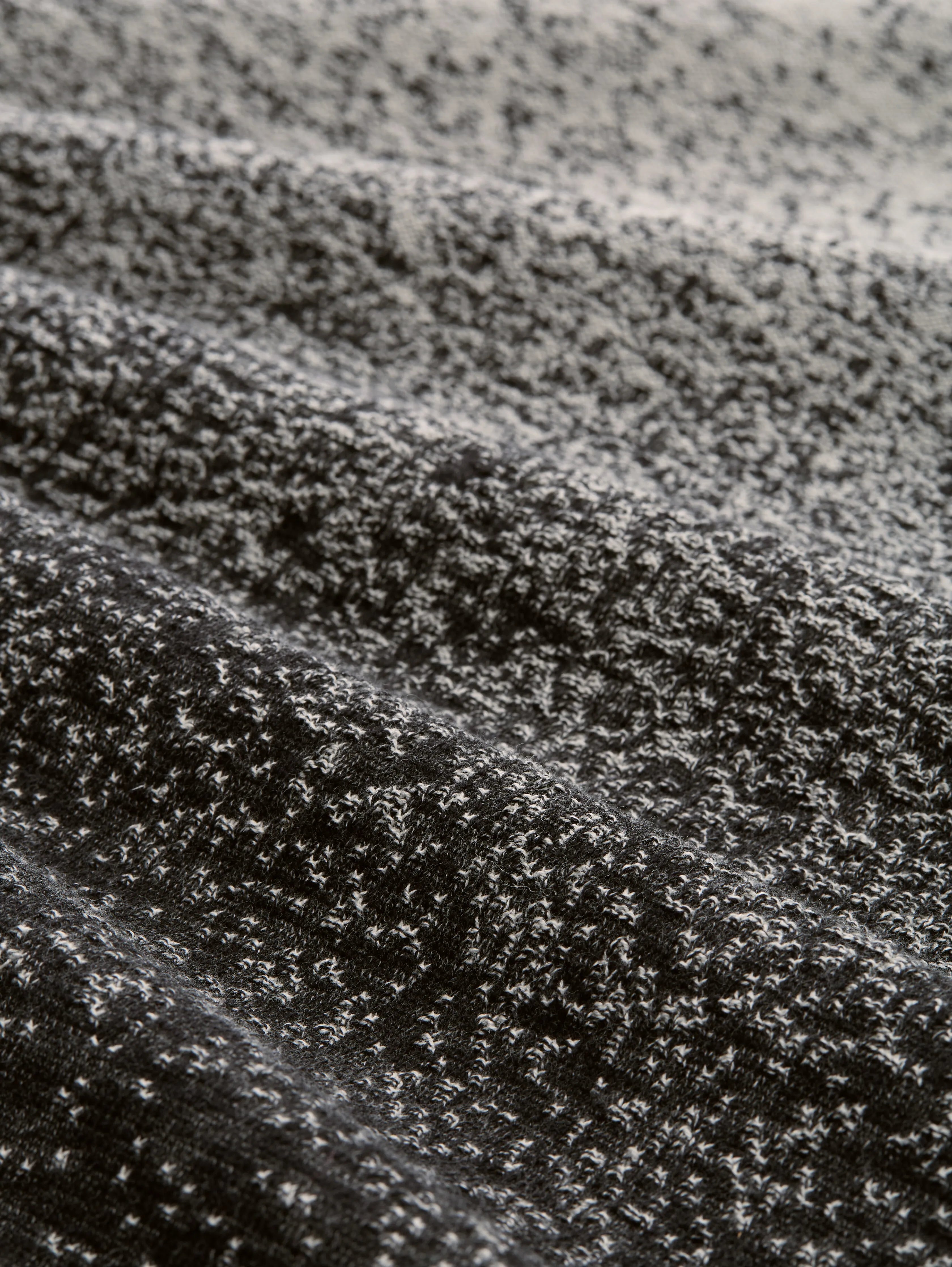 Tom Tailor_Gray_Loose Fit Knitted Jumper with Colour Gradient_1049487_36581_06