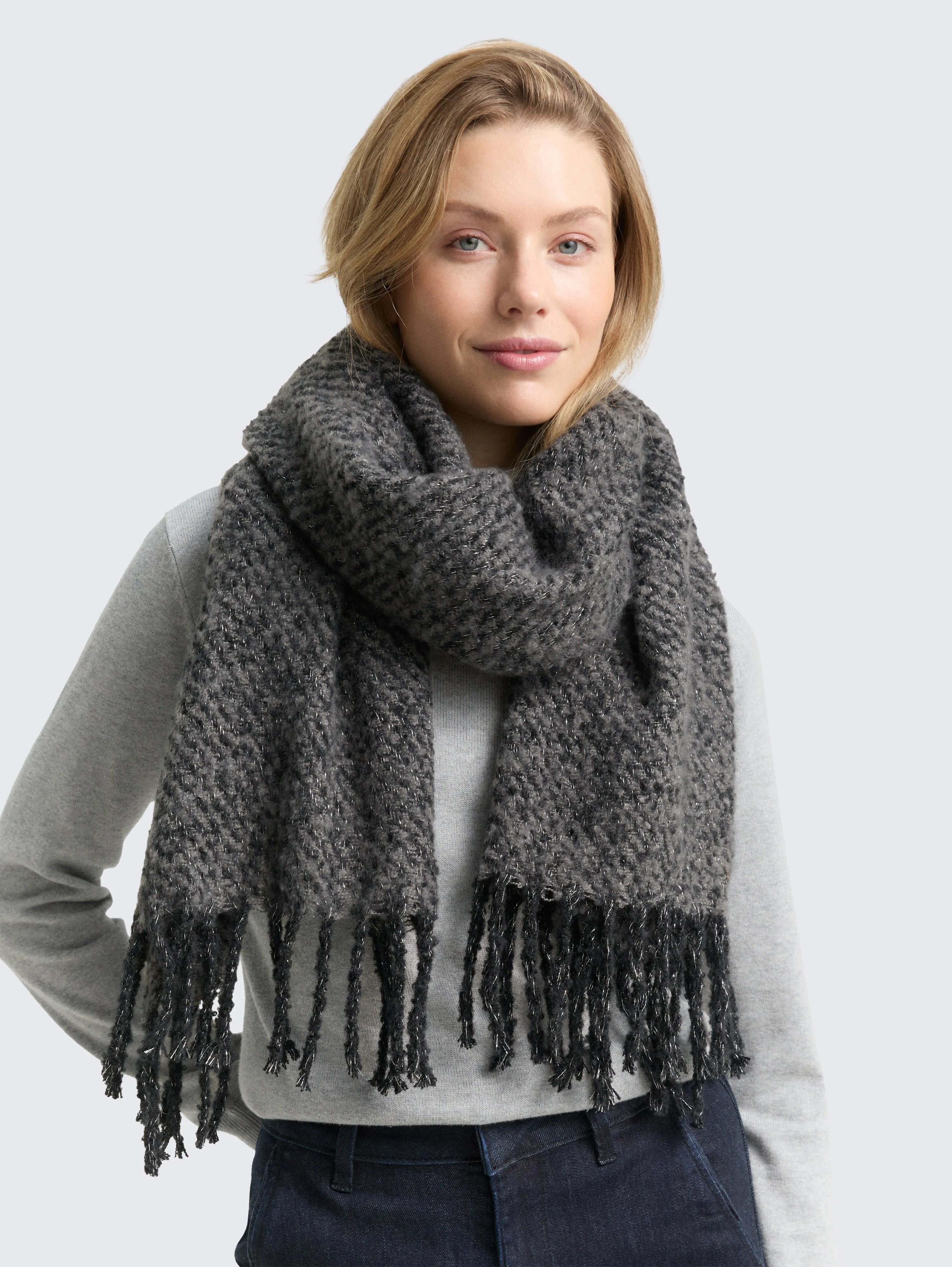 Tom Tailor_0_Scarf with Glitter Effect_1049513_14482_01
