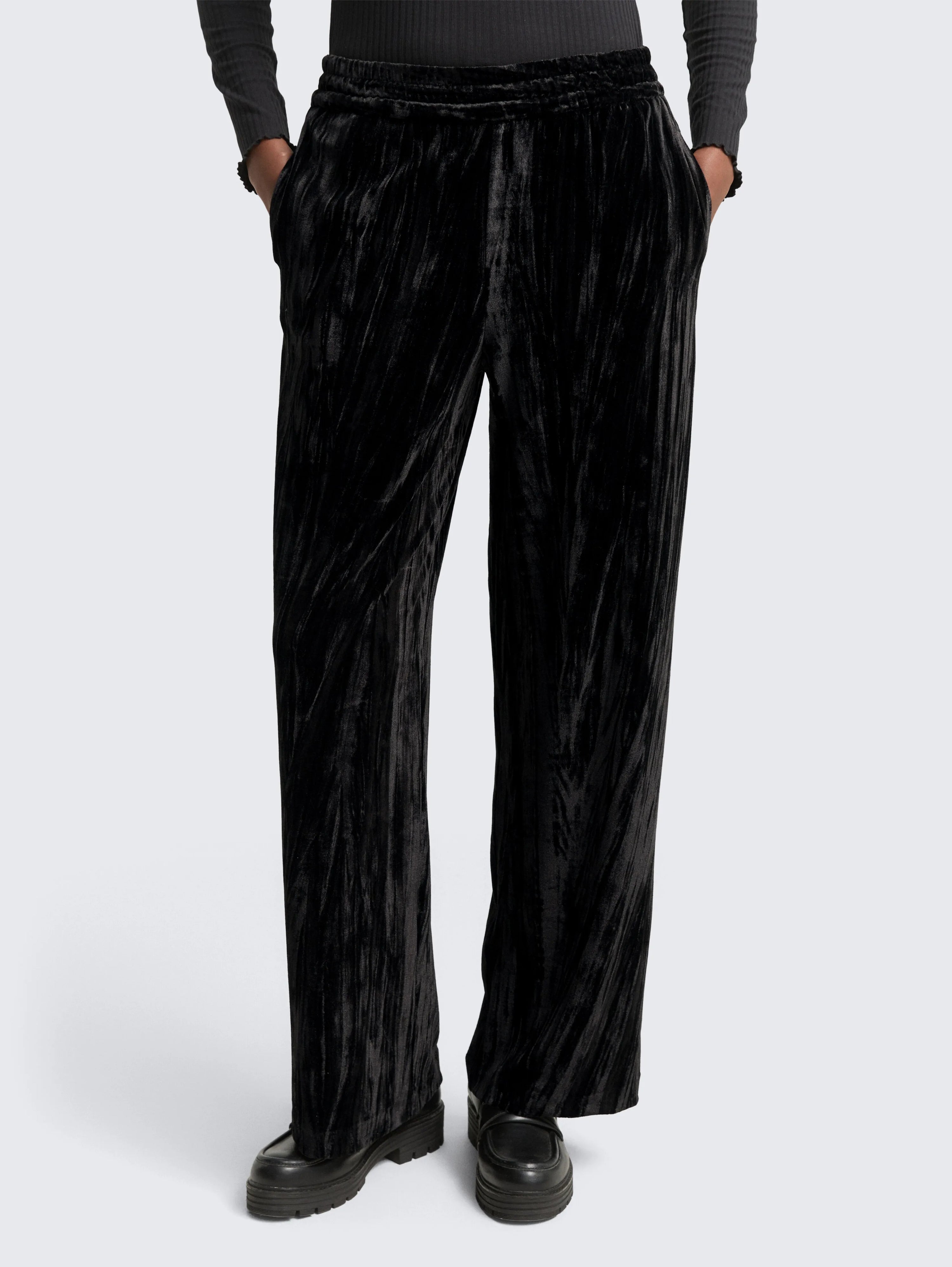 Tom Tailor_0_Wide-Leg Velvet Pants_1050753_14482_05