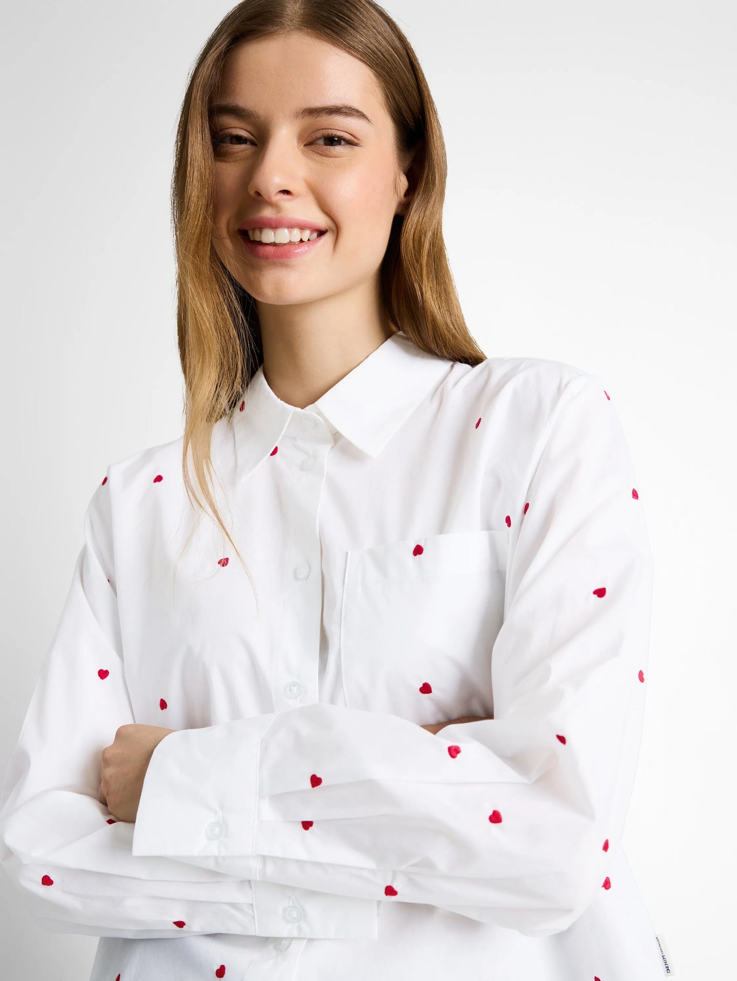 Denim Tom Tailor White Red Heart Embroidery Women Boxy-Fit Shirt Blouse with Embroidery SKU: 1051835_39512 Image 04