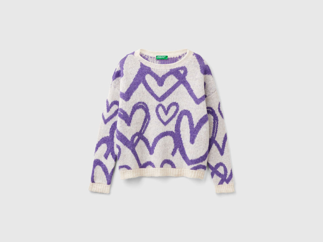 Sweater with Jacquard Heart Motif_106QQ107Q_60E_01