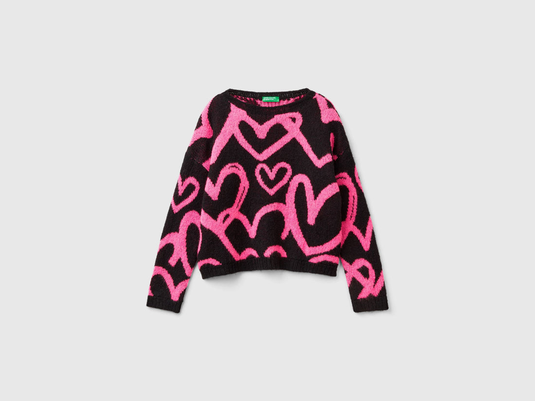 Sweater with Jacquard Heart Motif_106QQ107Q_700_01