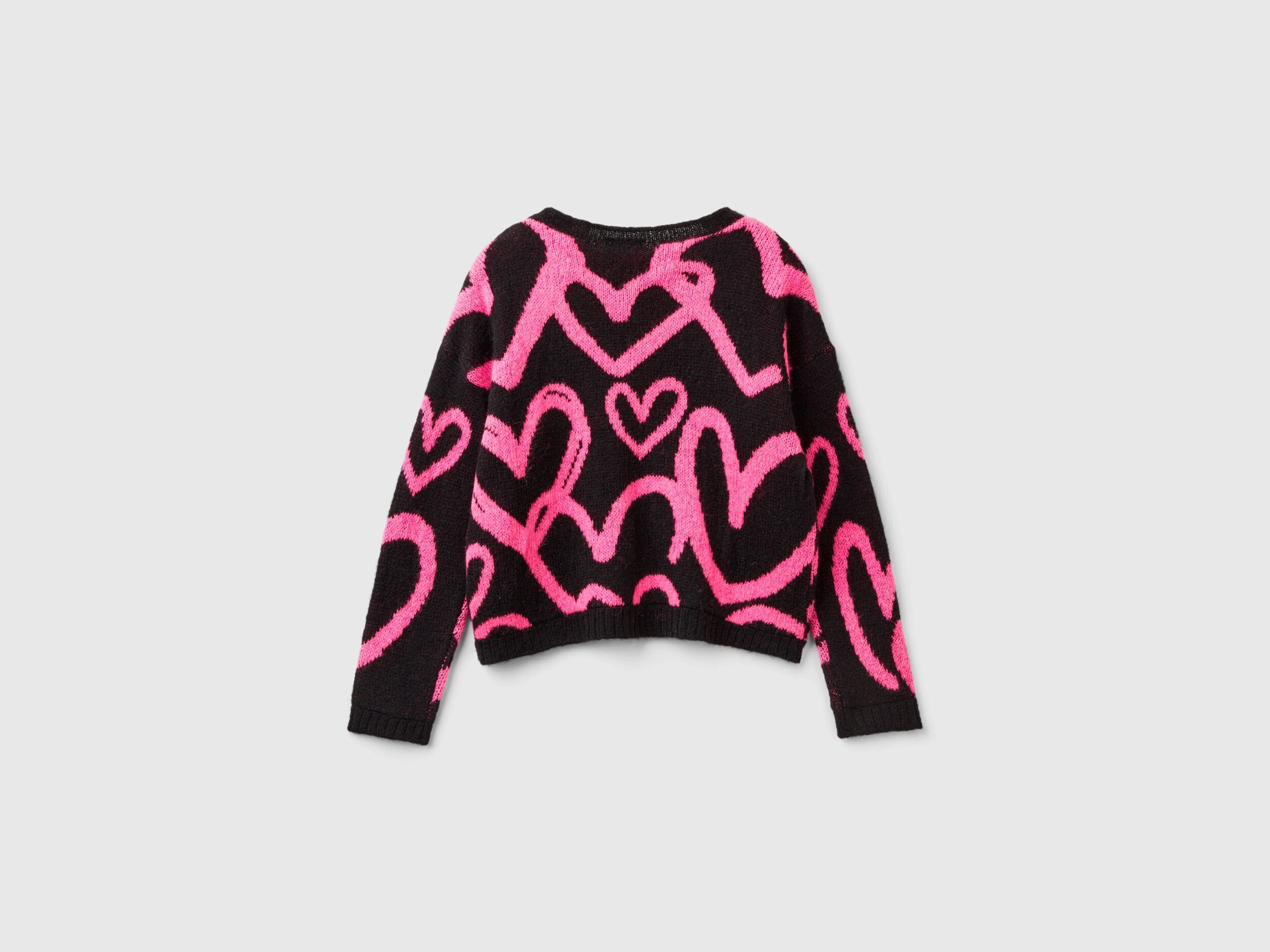 Sweater with Jacquard Heart Motif_106QQ107Q_700_02