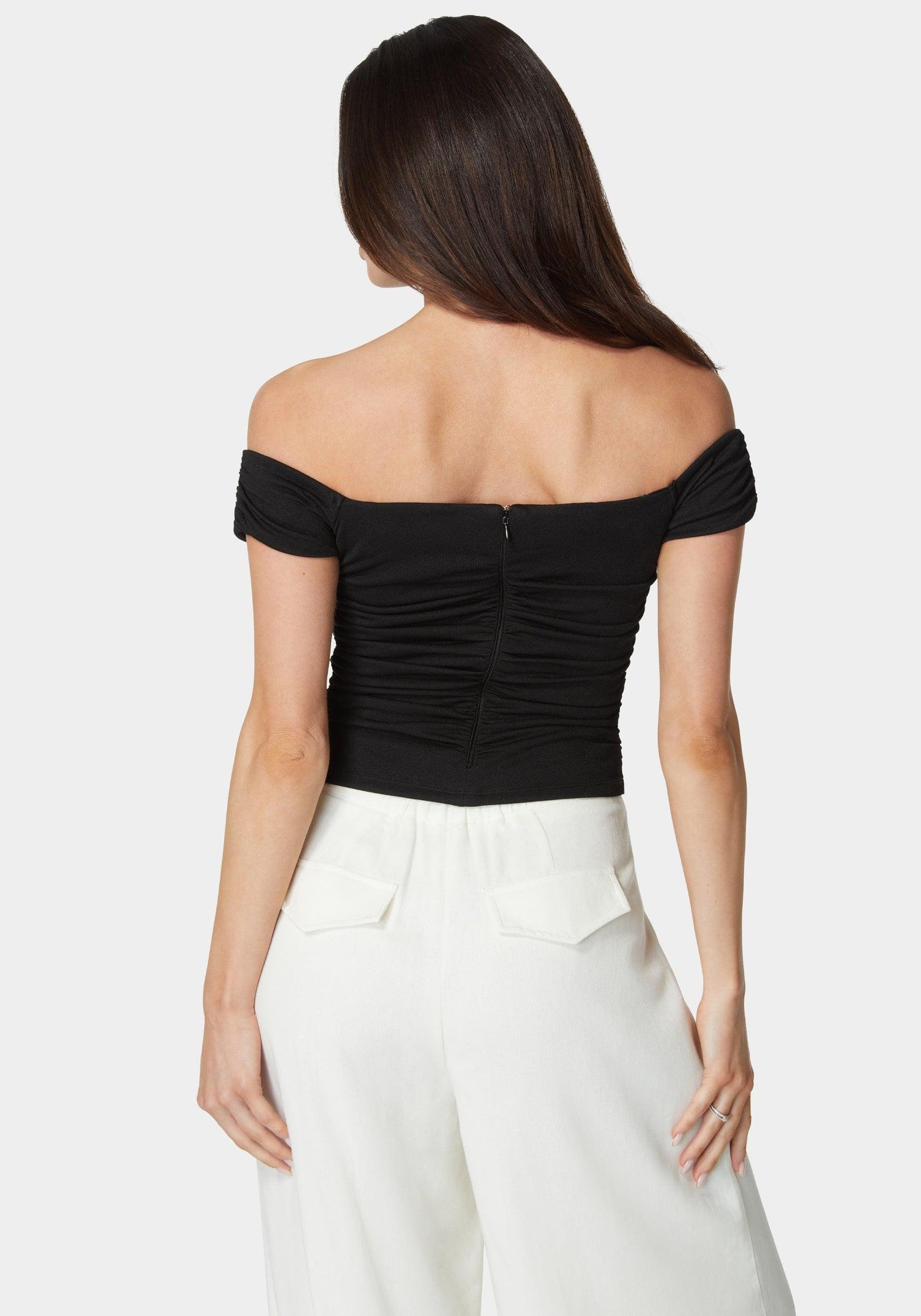 Ruched Cut Out Cold Shoulder Knit Top_108075_Black_03