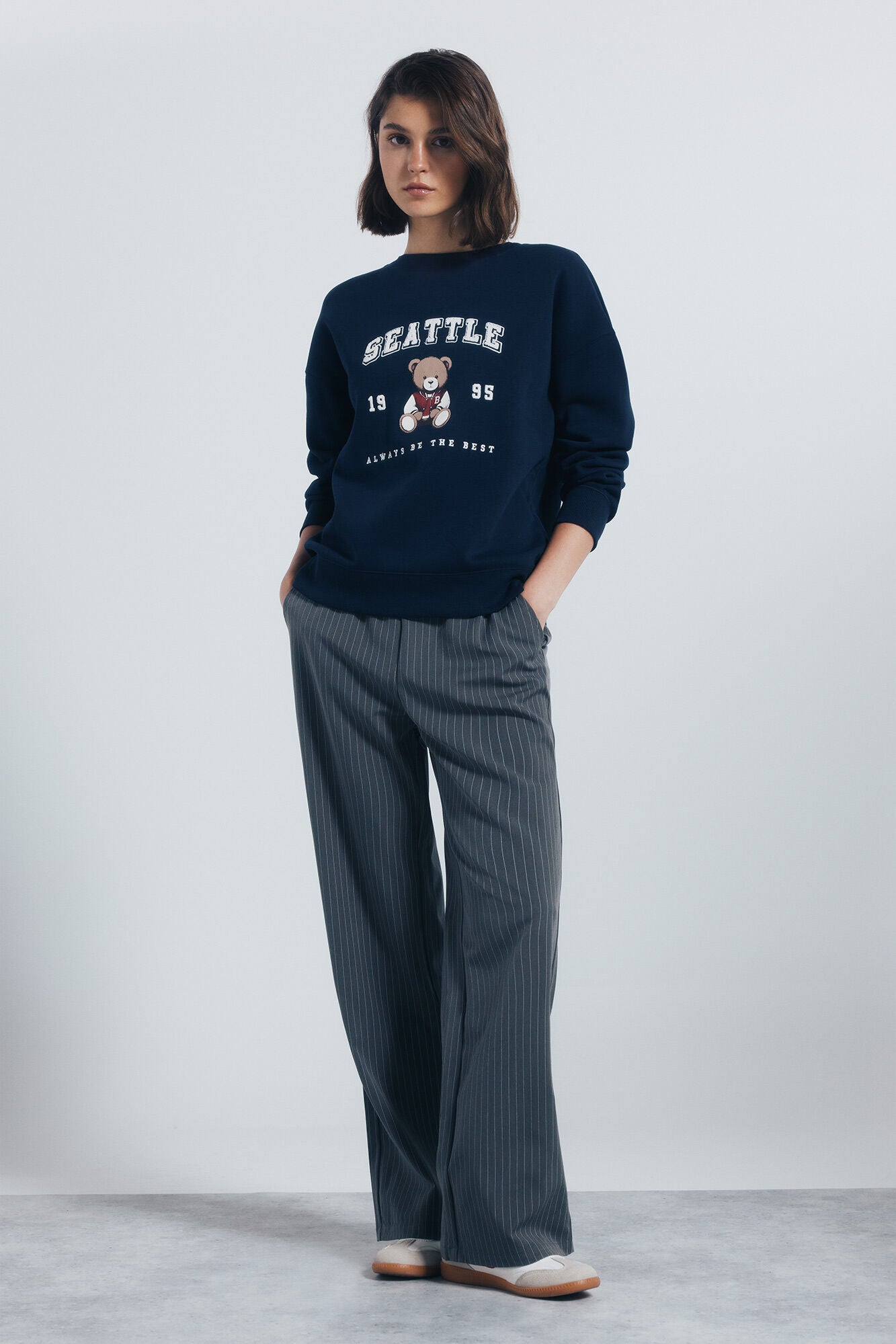 Springfield_Blue_City Graphic Sweatshirt_1082901_10_05