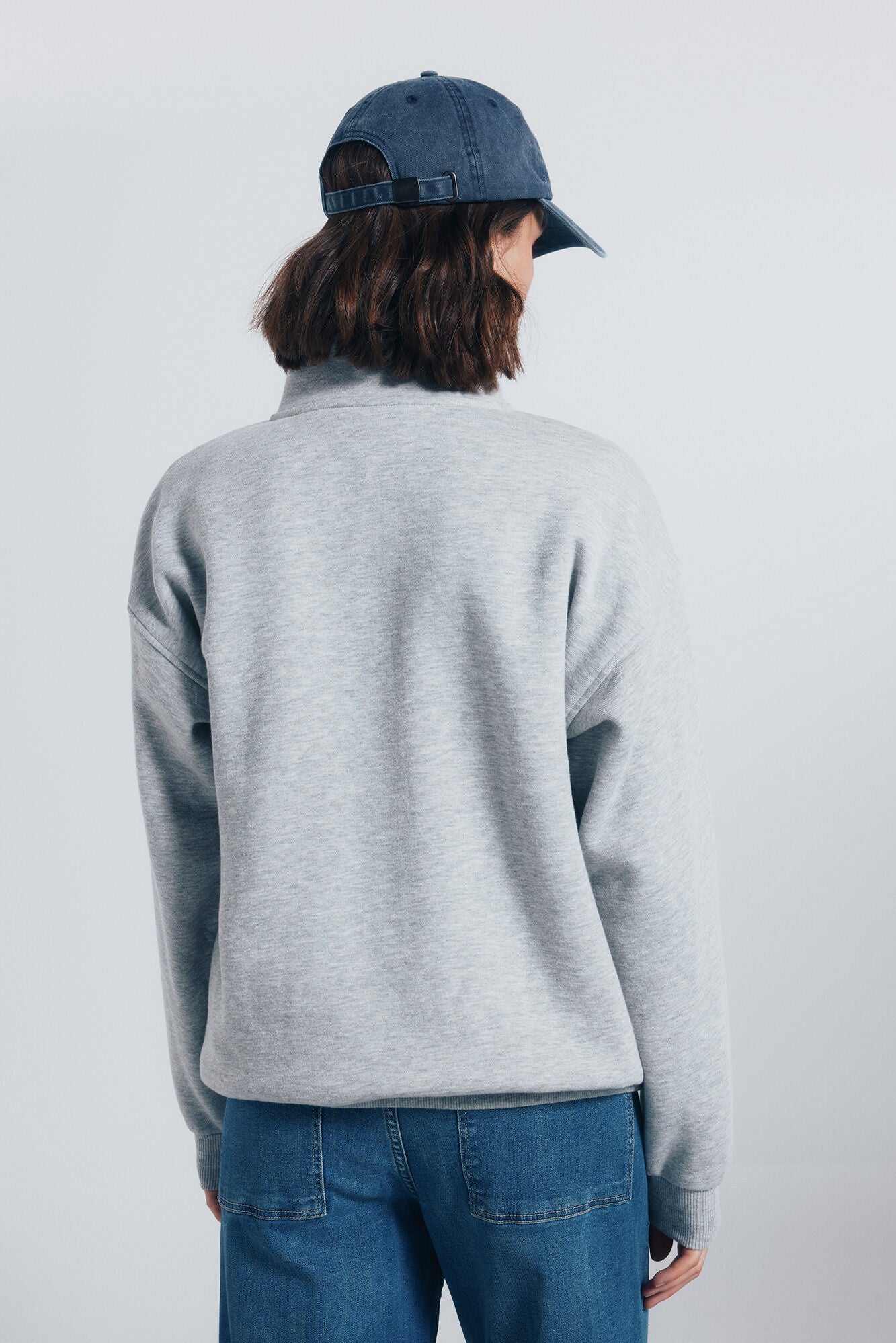 Springfield_Grey_"Springfield" Bear Sweatshirt_1082903_45_03