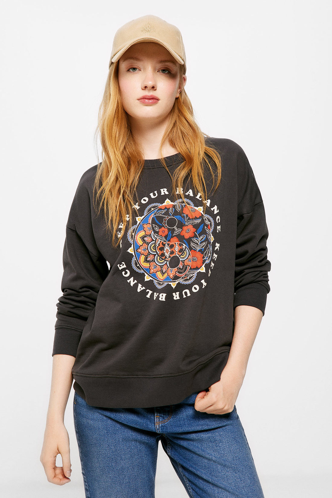 Graphic Crew Neck Sweatshirt_1087474_41_01