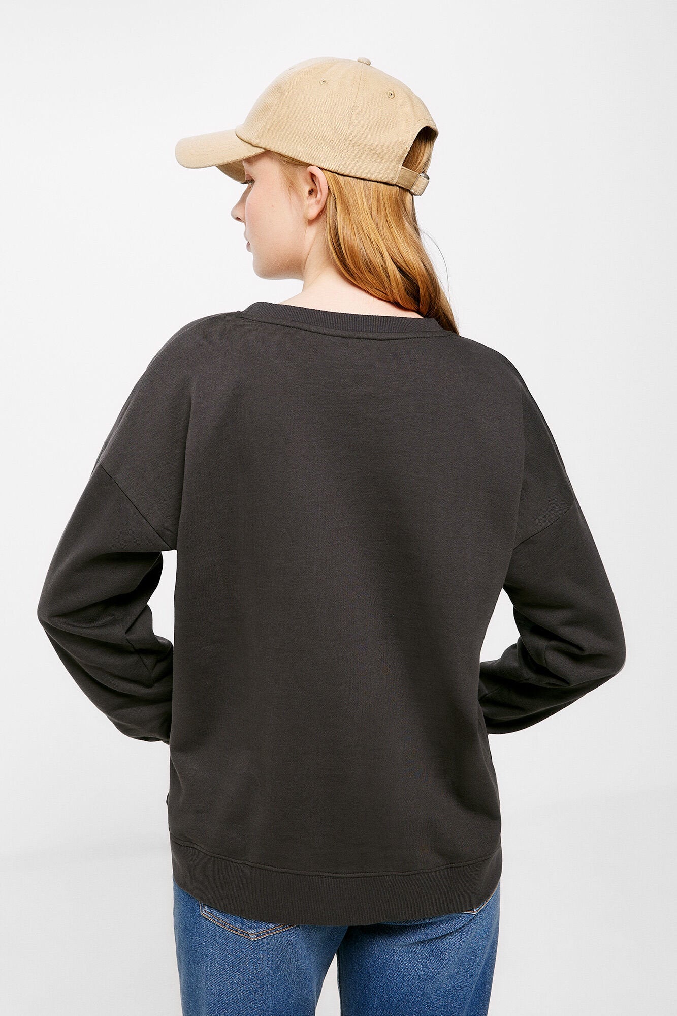 Graphic Crew Neck Sweatshirt_1087474_41_04