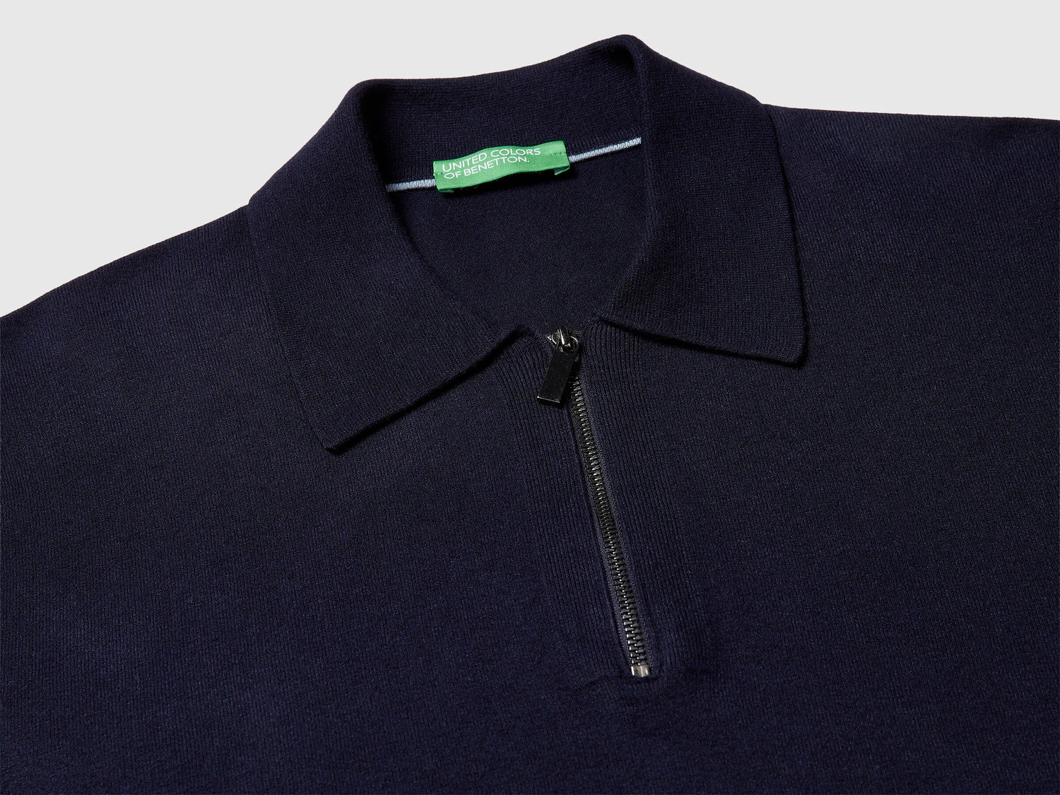 Benetton_Dark Blue_Knit Polo in Viscose Blend_110XU301L_3C1_07