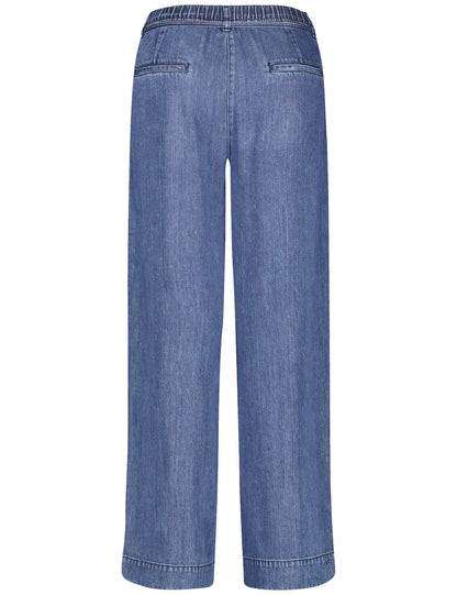 Gerry Weber_Blue Denim With Use_Jeans Cropped_120012-52009_831002_02