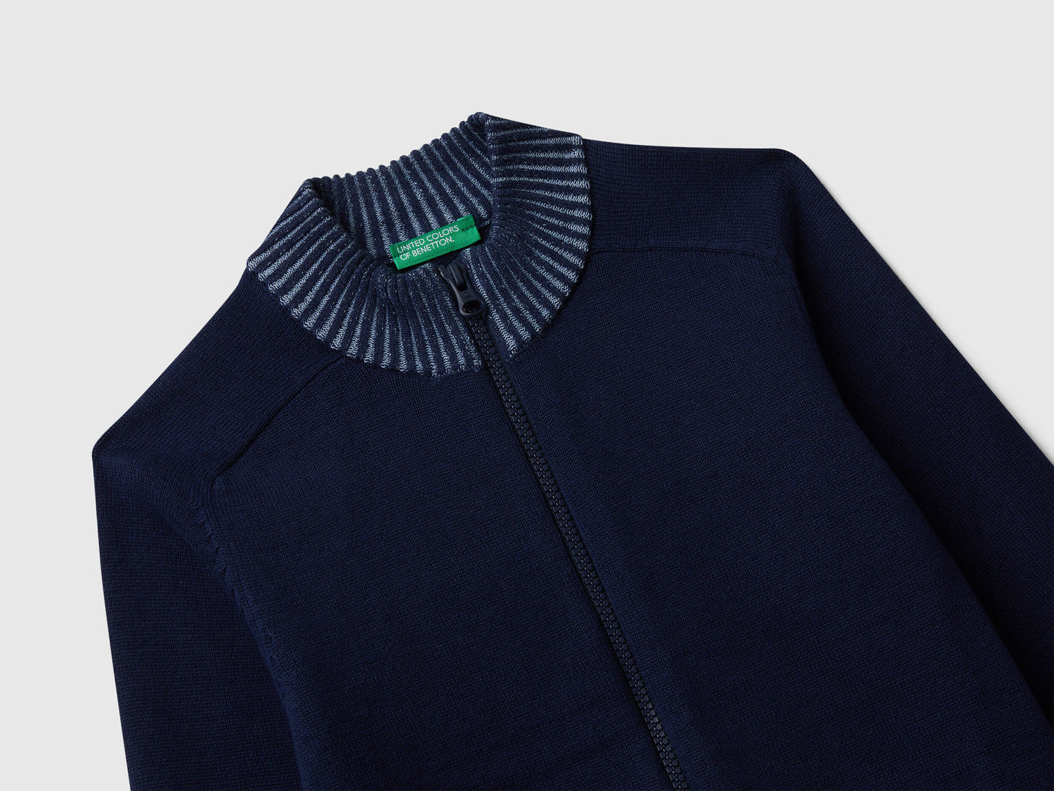 Benetton_Dark Blue_Sweater with Zip_120YC500W_252_03