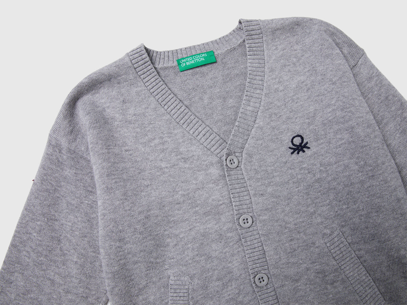 Benetton_Light Gray_V-Neck Cardigan_120YG600G_501_03