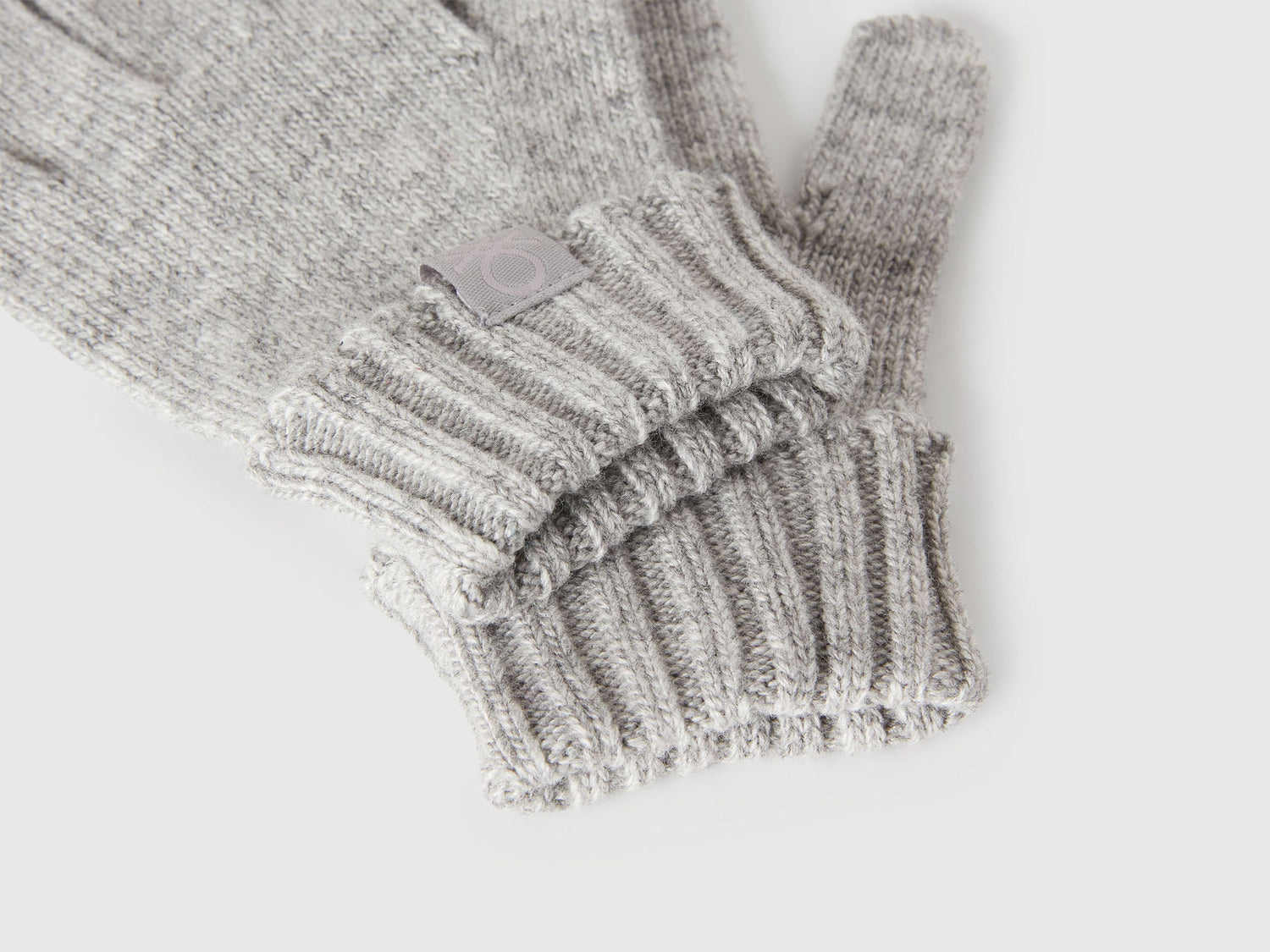 Benetton_Light Gray_Gloves in Viscose and Wool Blend_126WGG009_501_03