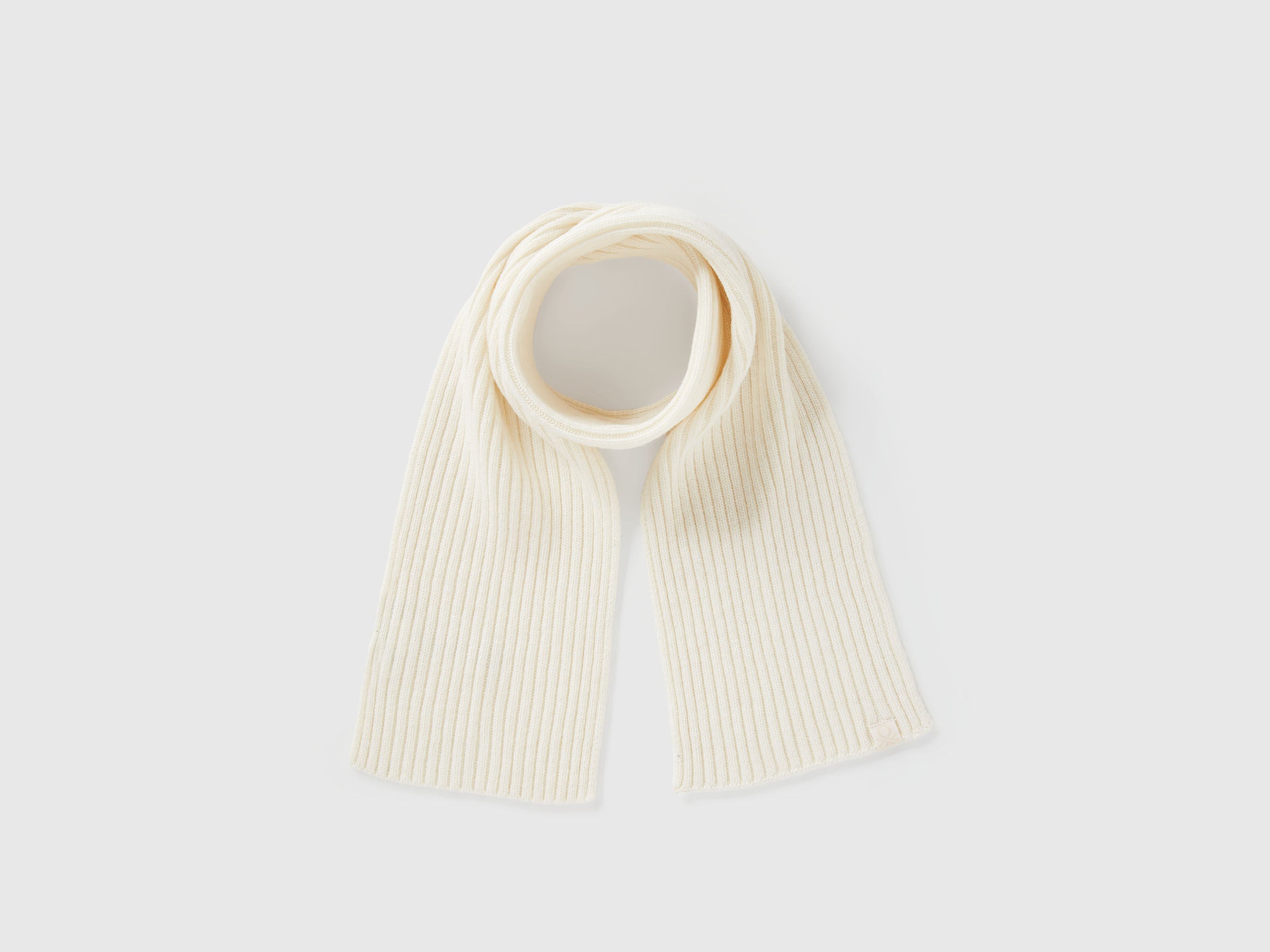 Benetton_Creamy White_Wool Blend Knit Scarf_126WGU005_000_01
