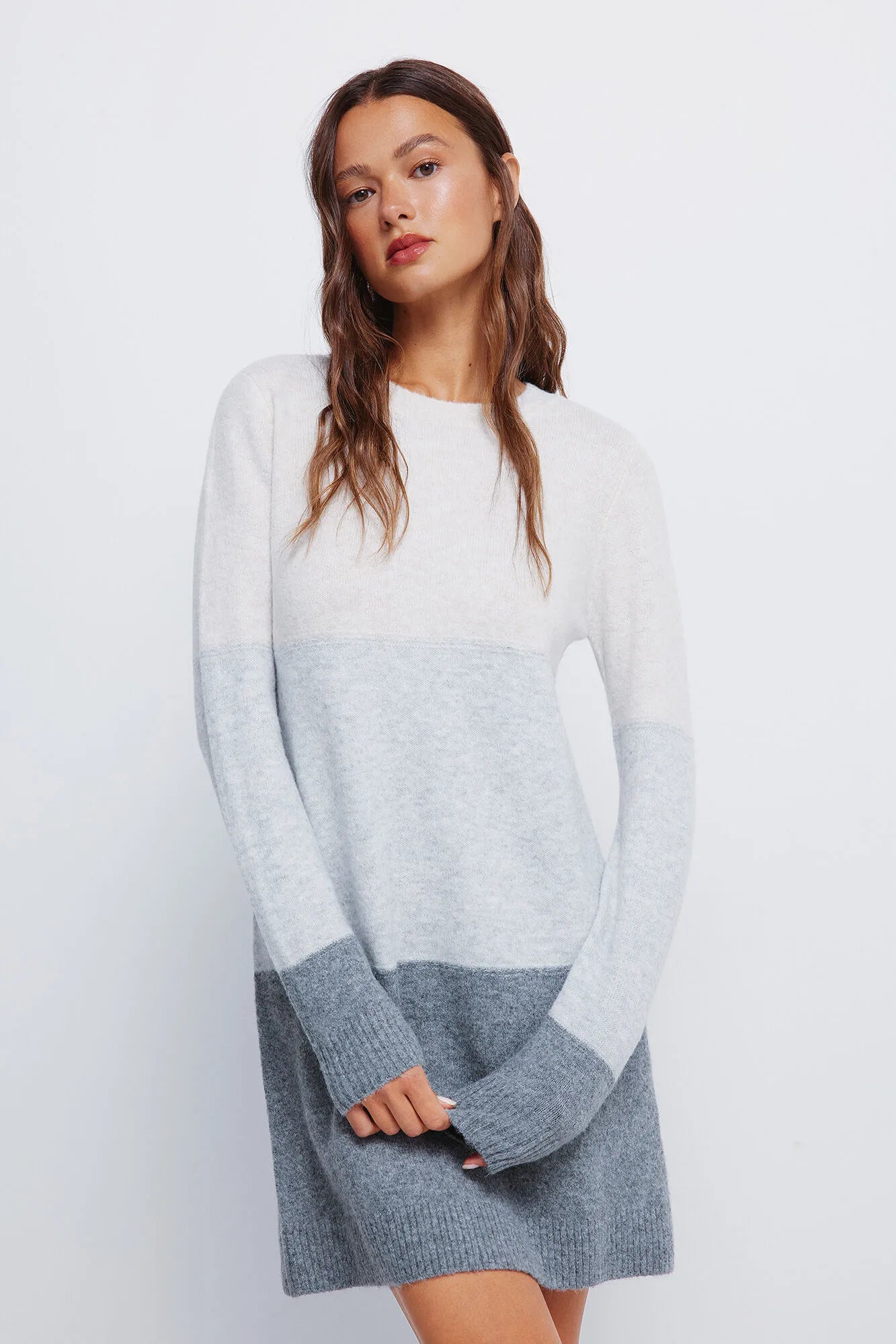 Springfield_grey_Short Color Block Jersey-Knit Dress_1332574_47_03