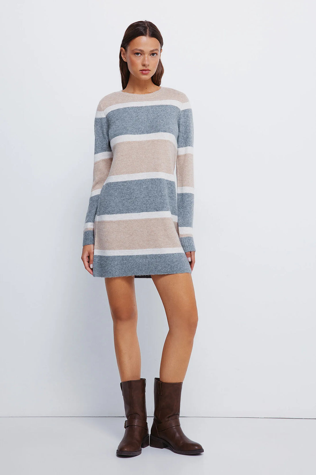 Springfield_nude_Short Color Block Jersey-Knit Dress_1332575_35_01