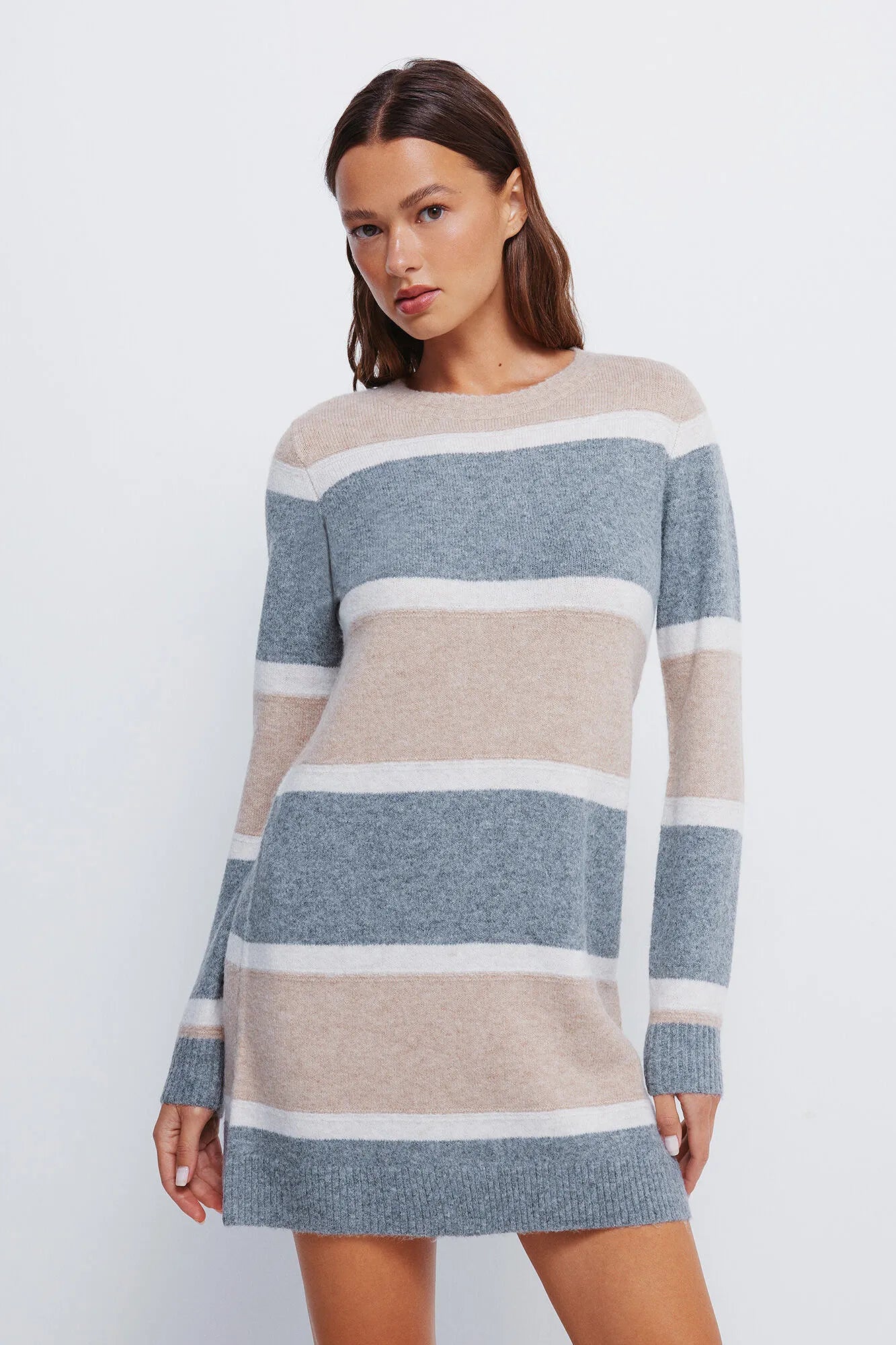 Springfield_nude_Short Color Block Jersey-Knit Dress_1332575_35_03