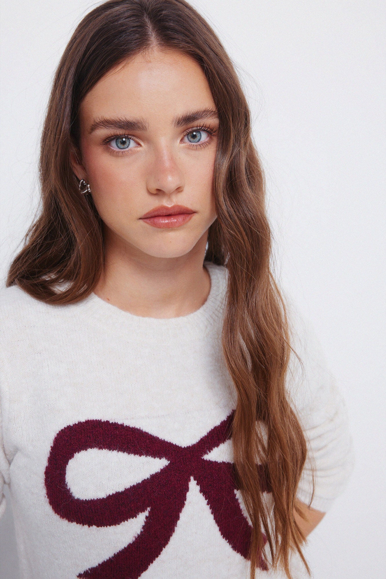 Springfield_Beige_Intarsia Bow Or Tie Jumper_1332576_50_03
