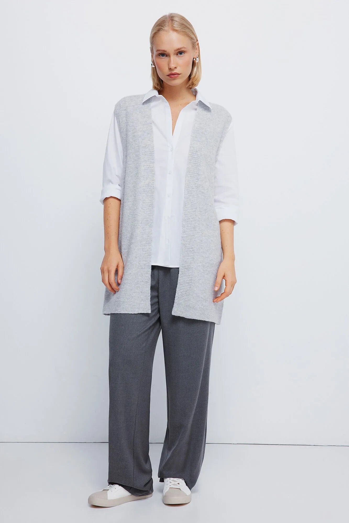 Springfield_grey_Long Open Vest_1342581_47_04