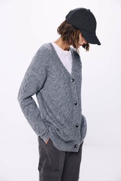 Knit Cable Cardigan_1348622_41_01