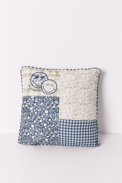 Women Secret_Multicoloured_Smileyworld¨ Multicoloured Patchwork Cushion_1372549_98_01