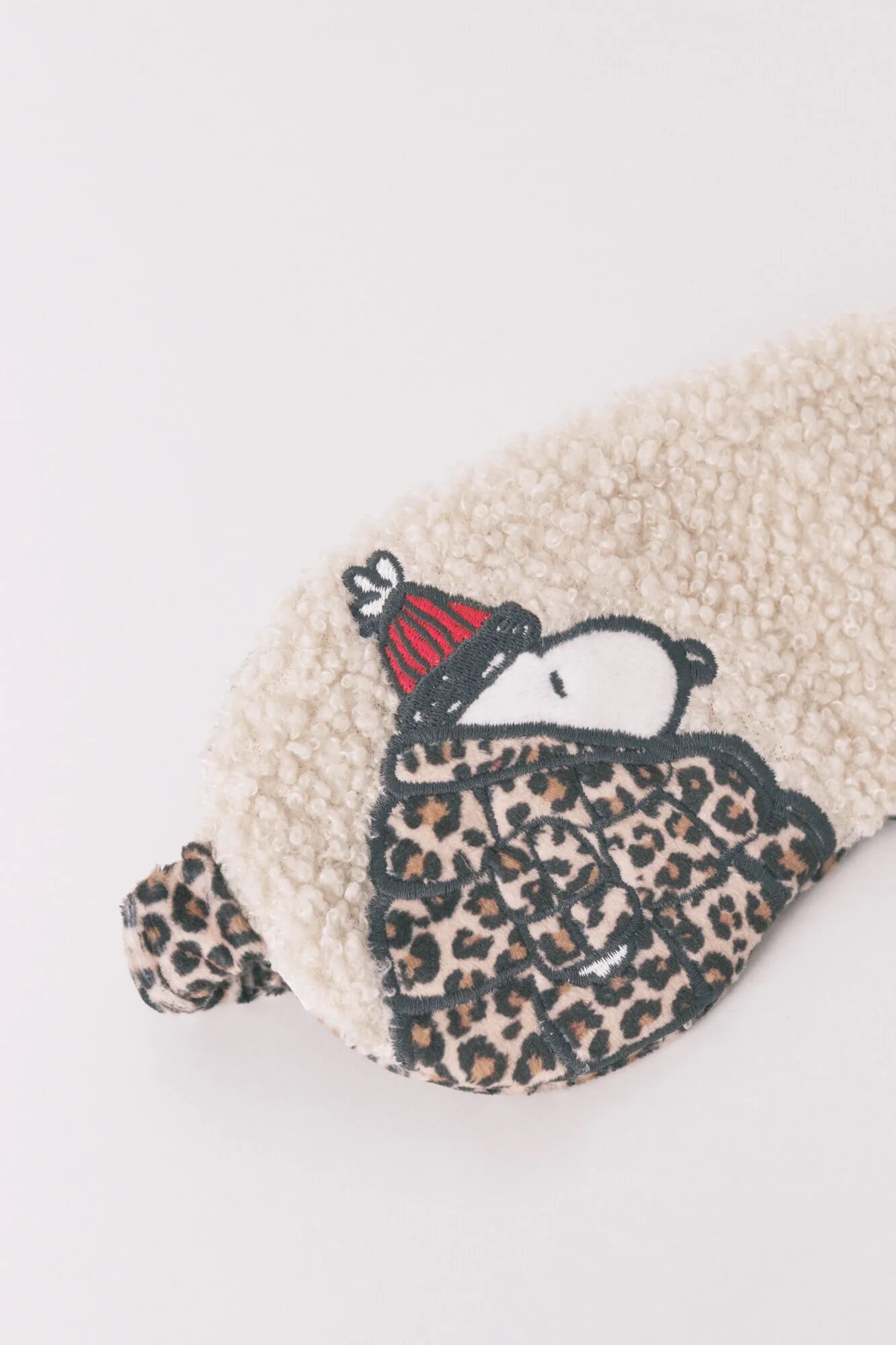 Women Secret_Ivory_Snoopy Faux Shearling Sleep Mask_1372574_96_04