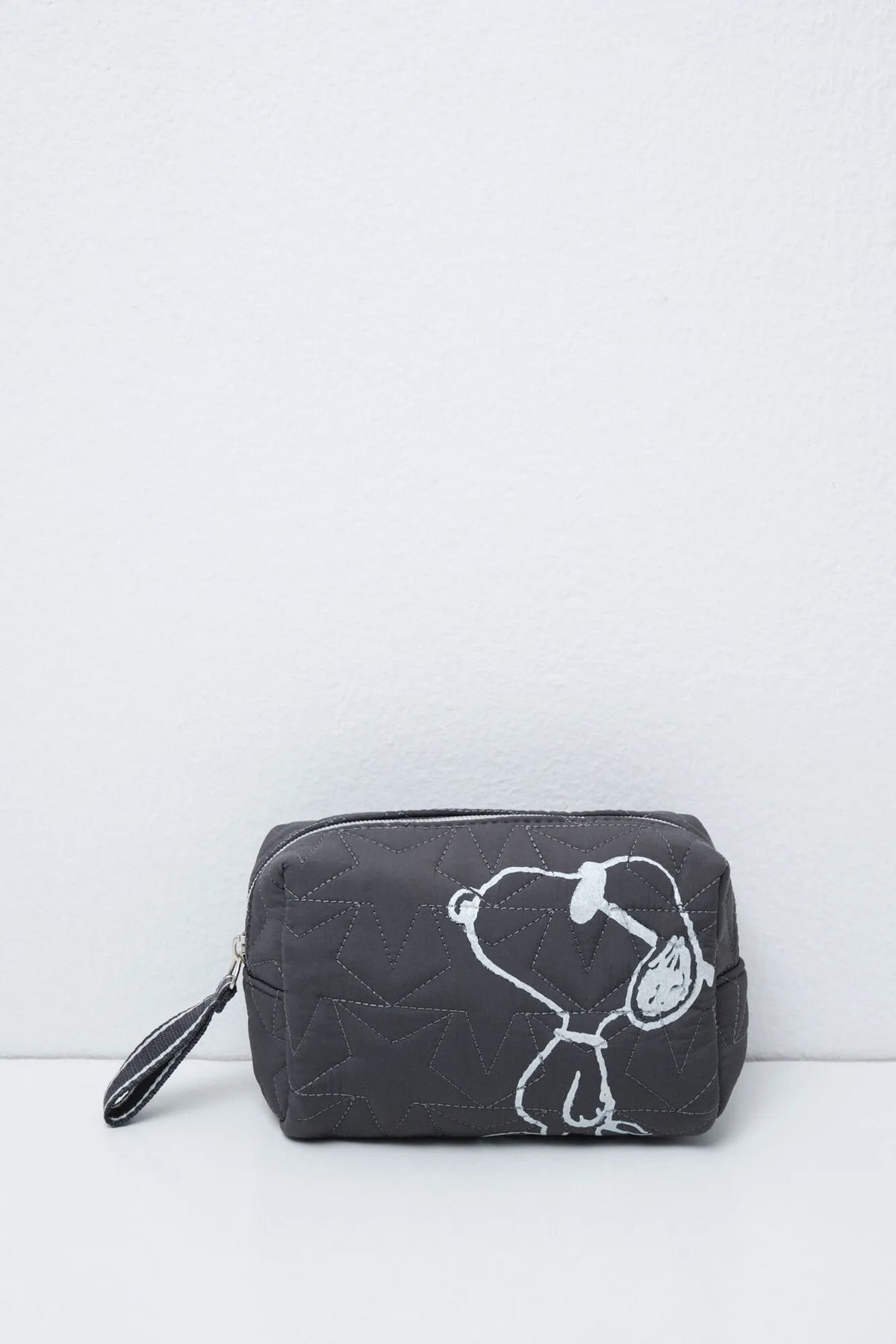Women Secret Dark Grey Women Black Small Snoopy Vanity Case SKU: 1374468_41 Image 02