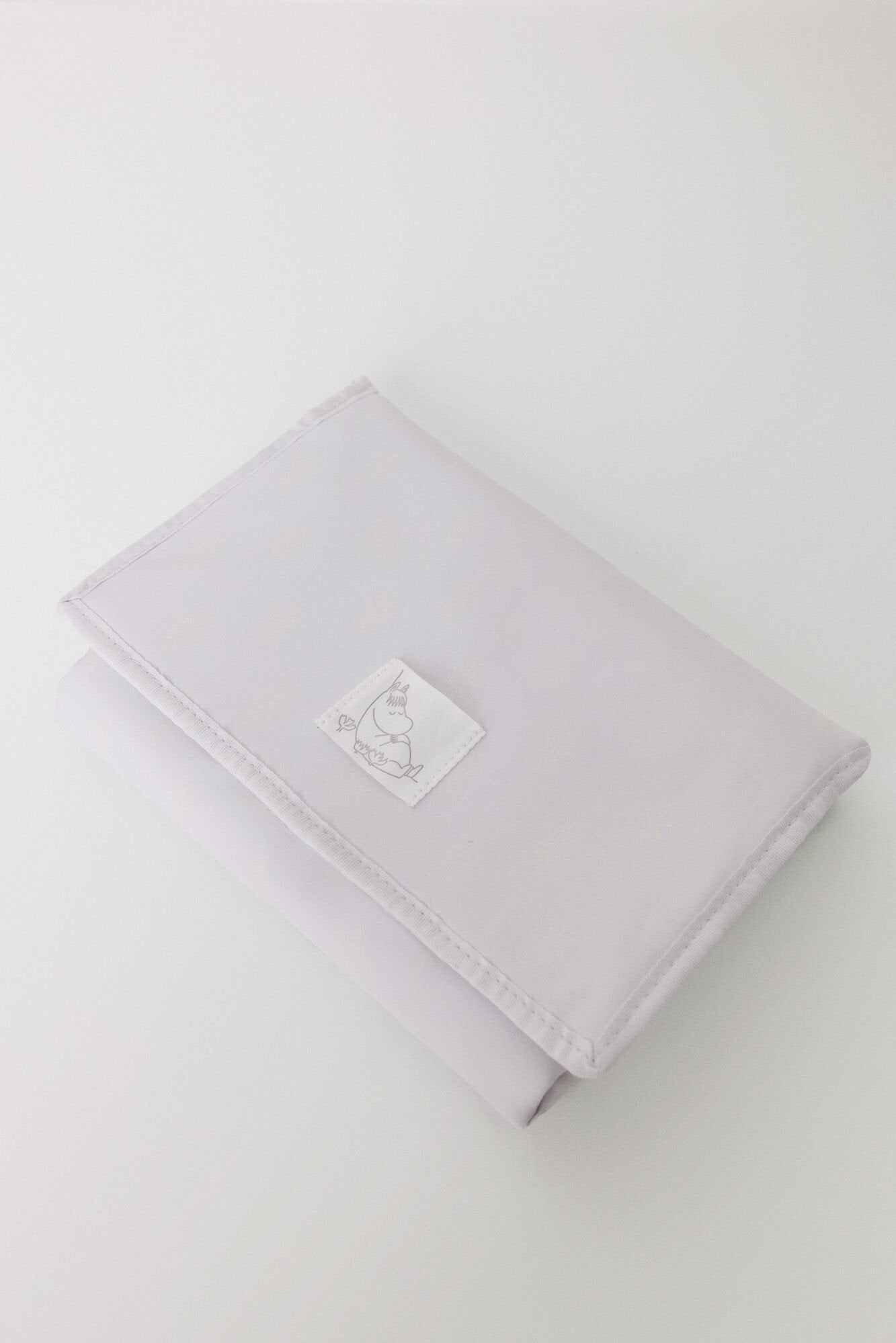 Women Secret_Moomin Grey Rubber Baby Changing Mat_1379706_49_01