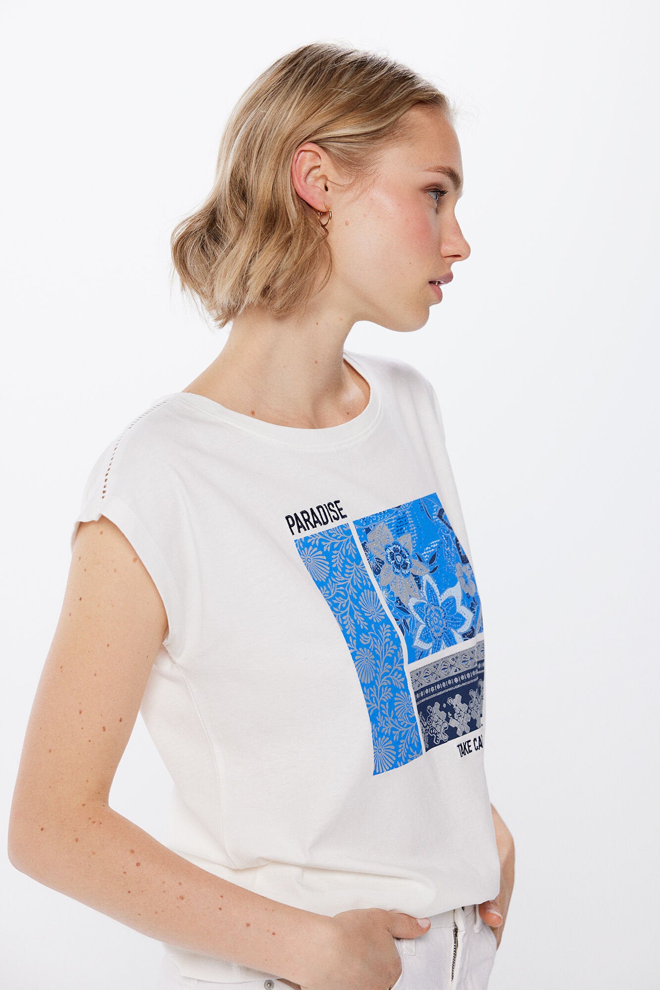 "Paradise" T-Shirt_1388311_99_05
