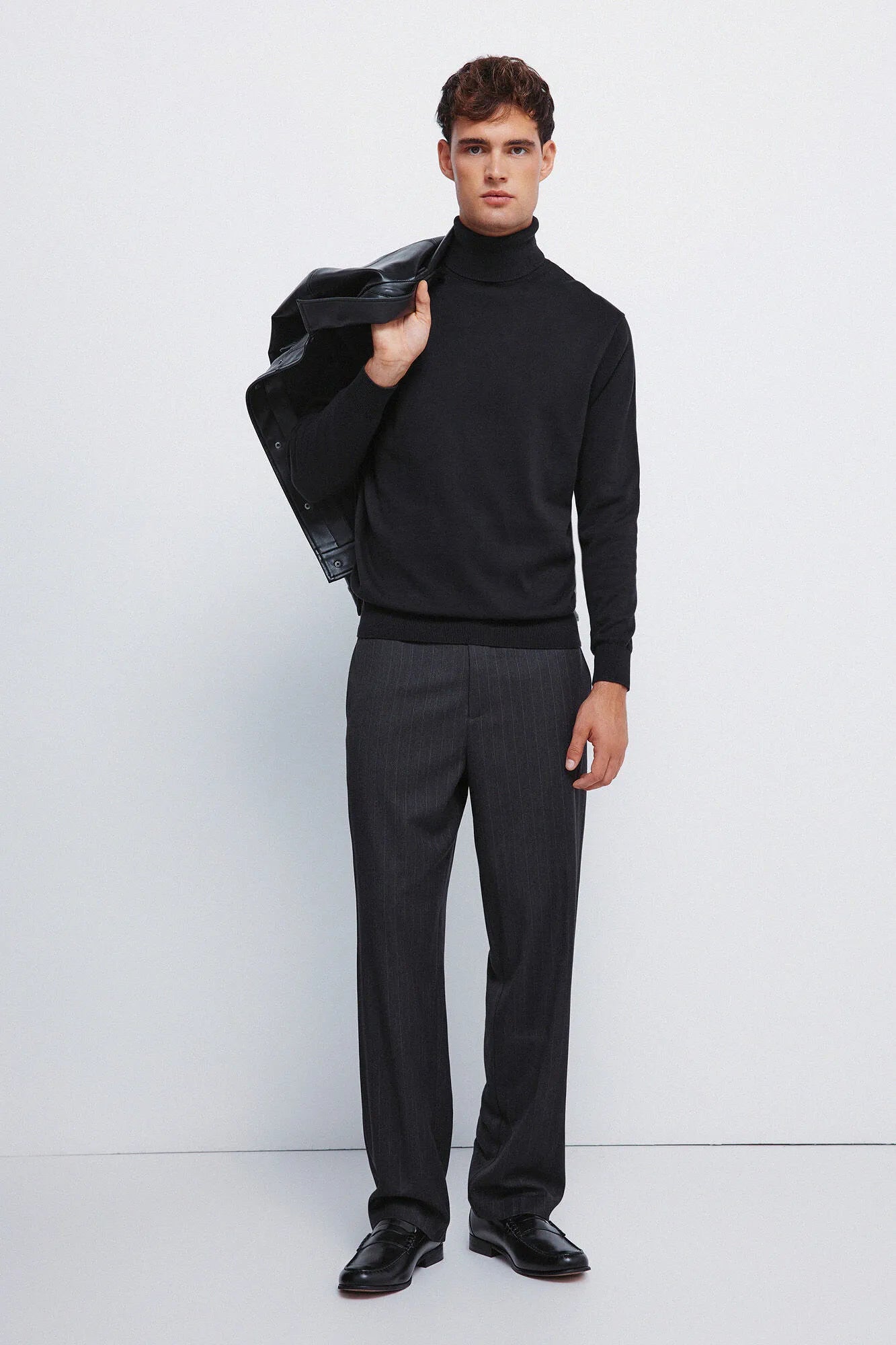 Springfield_black_Basic High Neck Jumper_1402511_01_03