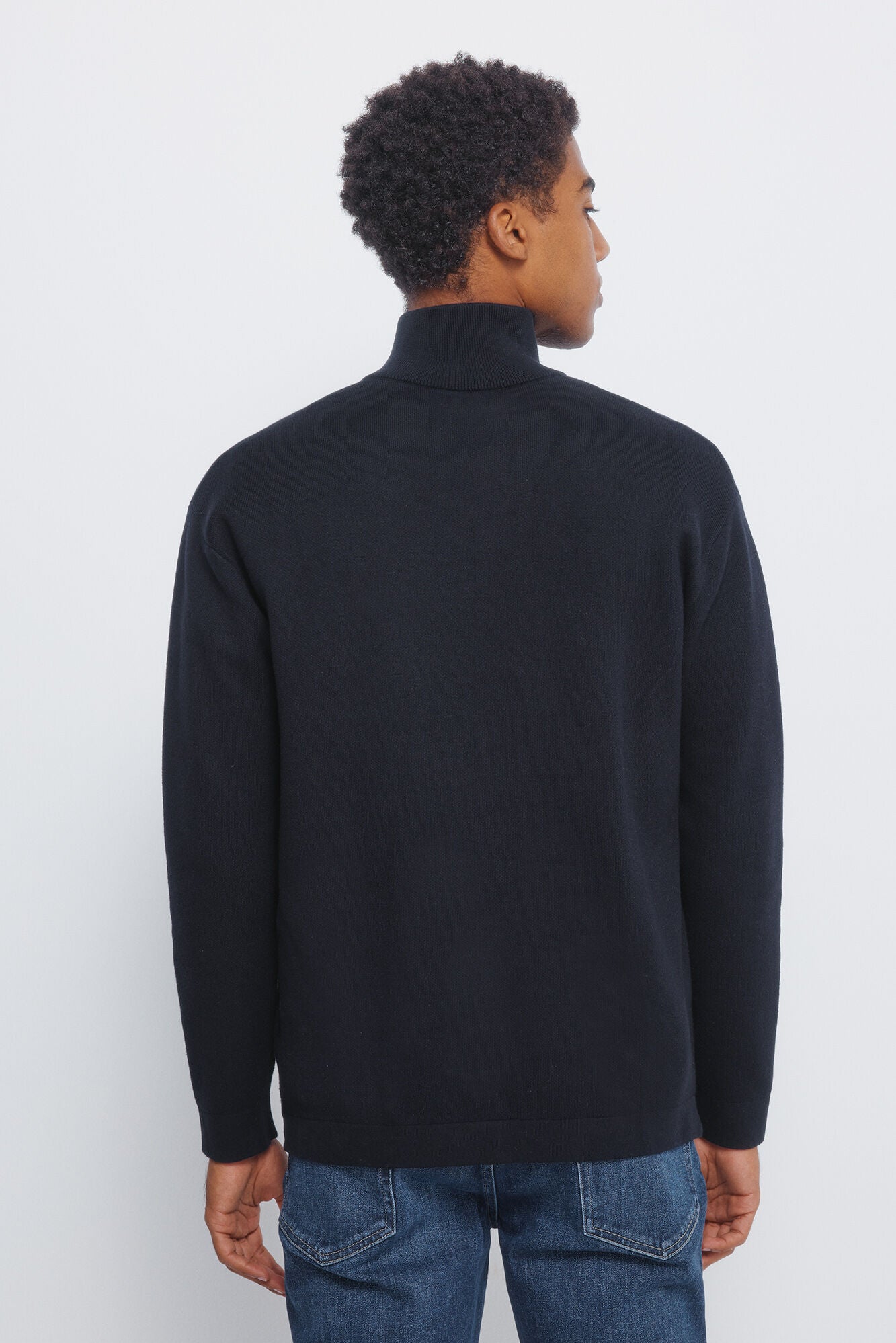 Springfield_Navy_Trucker Fashion Jumper Text_1402531_10_03