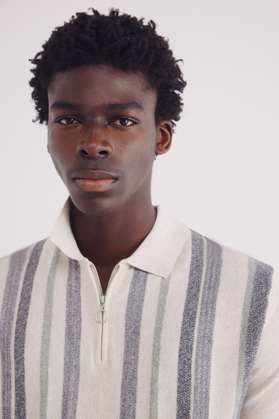 Springfield_Short-Sleeved Textured Jumper_1429166_48_02