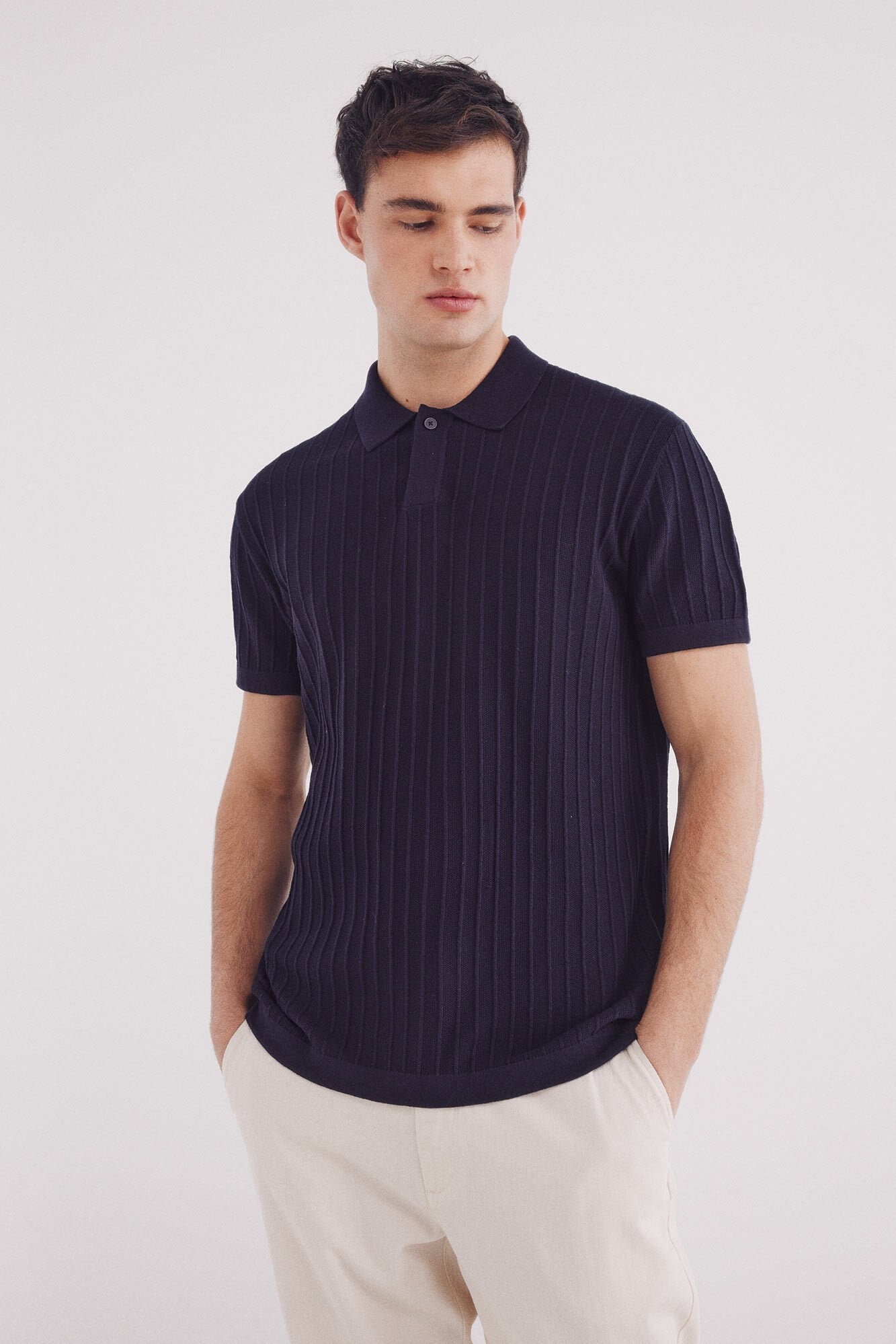 Springfield_Short Sleeve Jumper with a Polo Shirt-Style Neck_1429174_10_01