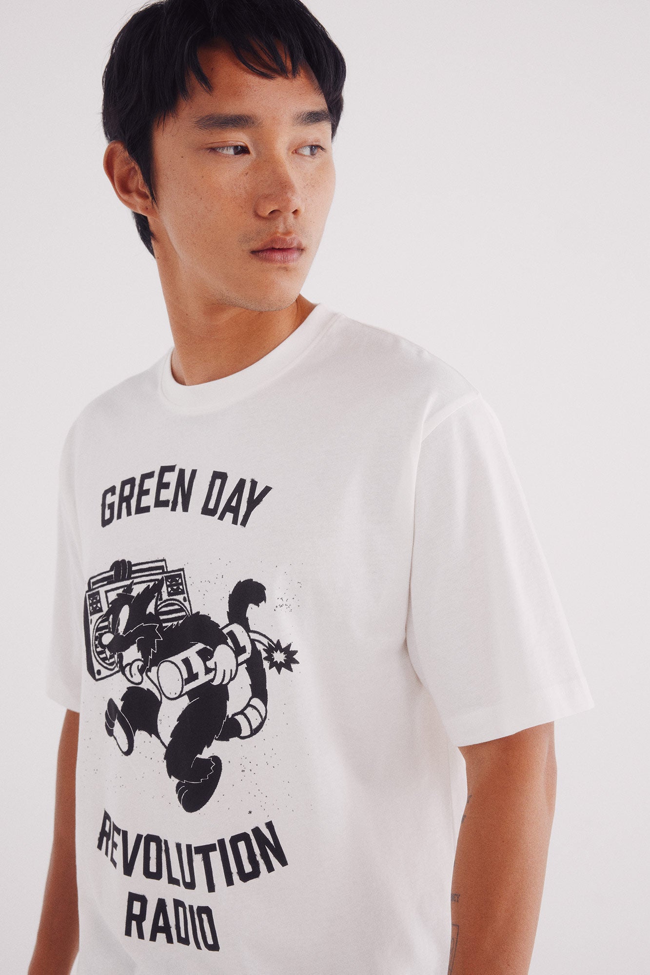 Springfield_White_Green Day T-Shirt_1452599_96_02