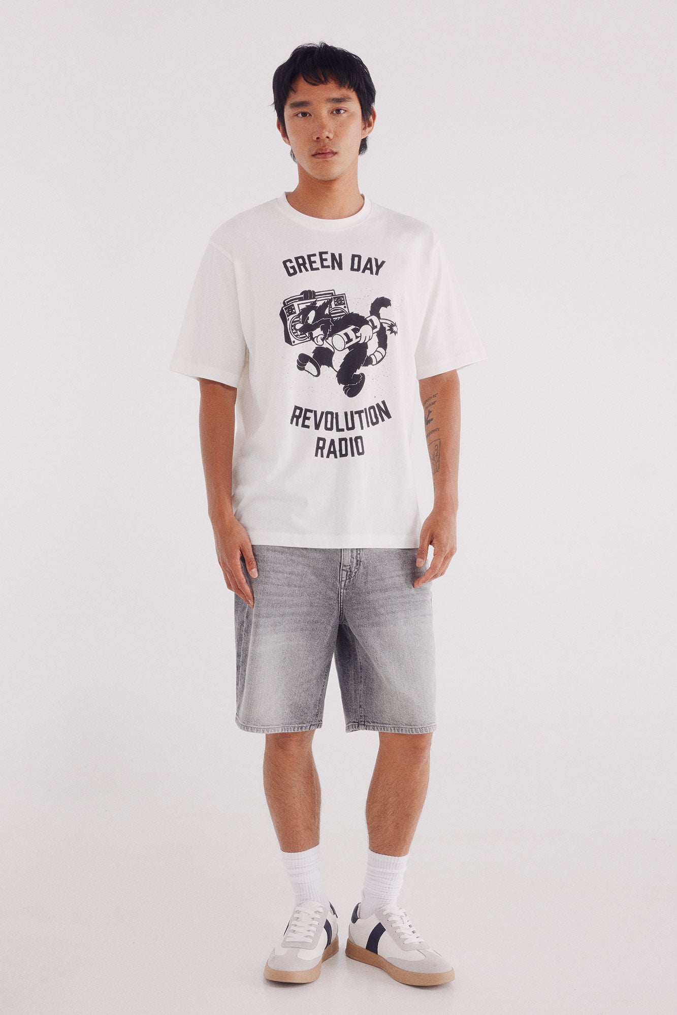 Springfield_White_Green Day T-Shirt_1452599_96_03
