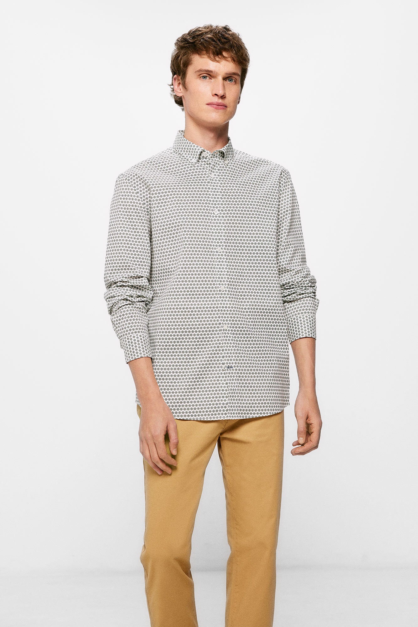 Button Down Shirt With All Over Print_1517702_99_03