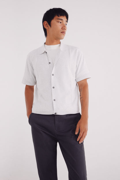 Springfield_Grey_Slim Fit Micro-Printed Chinos Pants_1552727_40_03