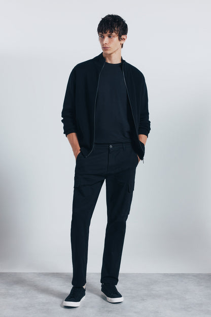 Springfield_Black_Slim Fit Cargo Trousers_1552730_01_01