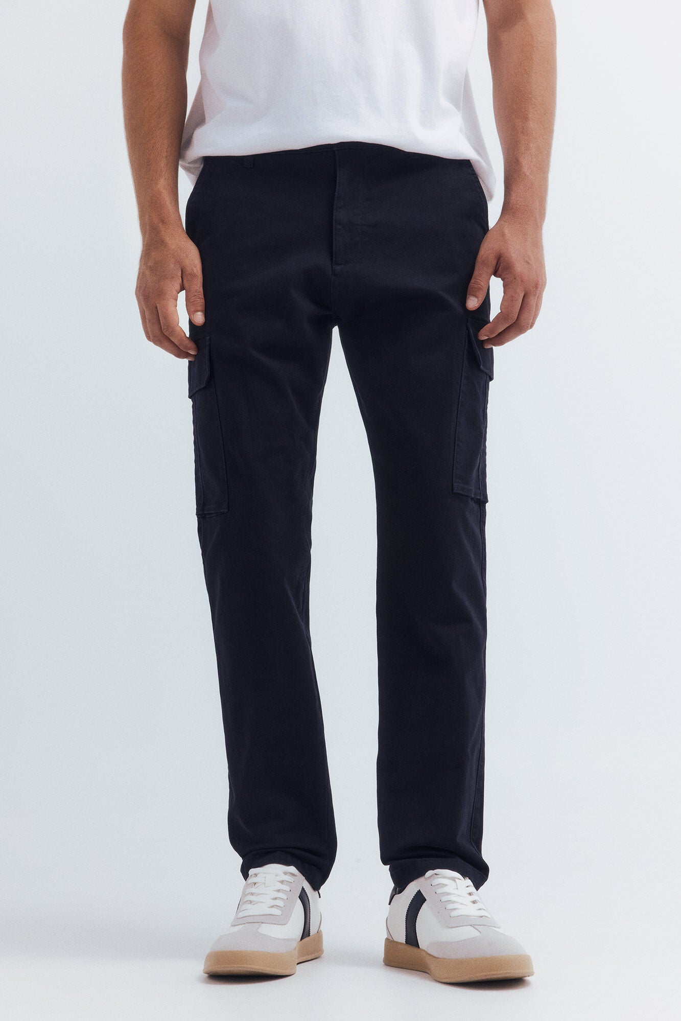 Springfield_Navy_Slim Fit Cargo Trousers_1552730_10_04
