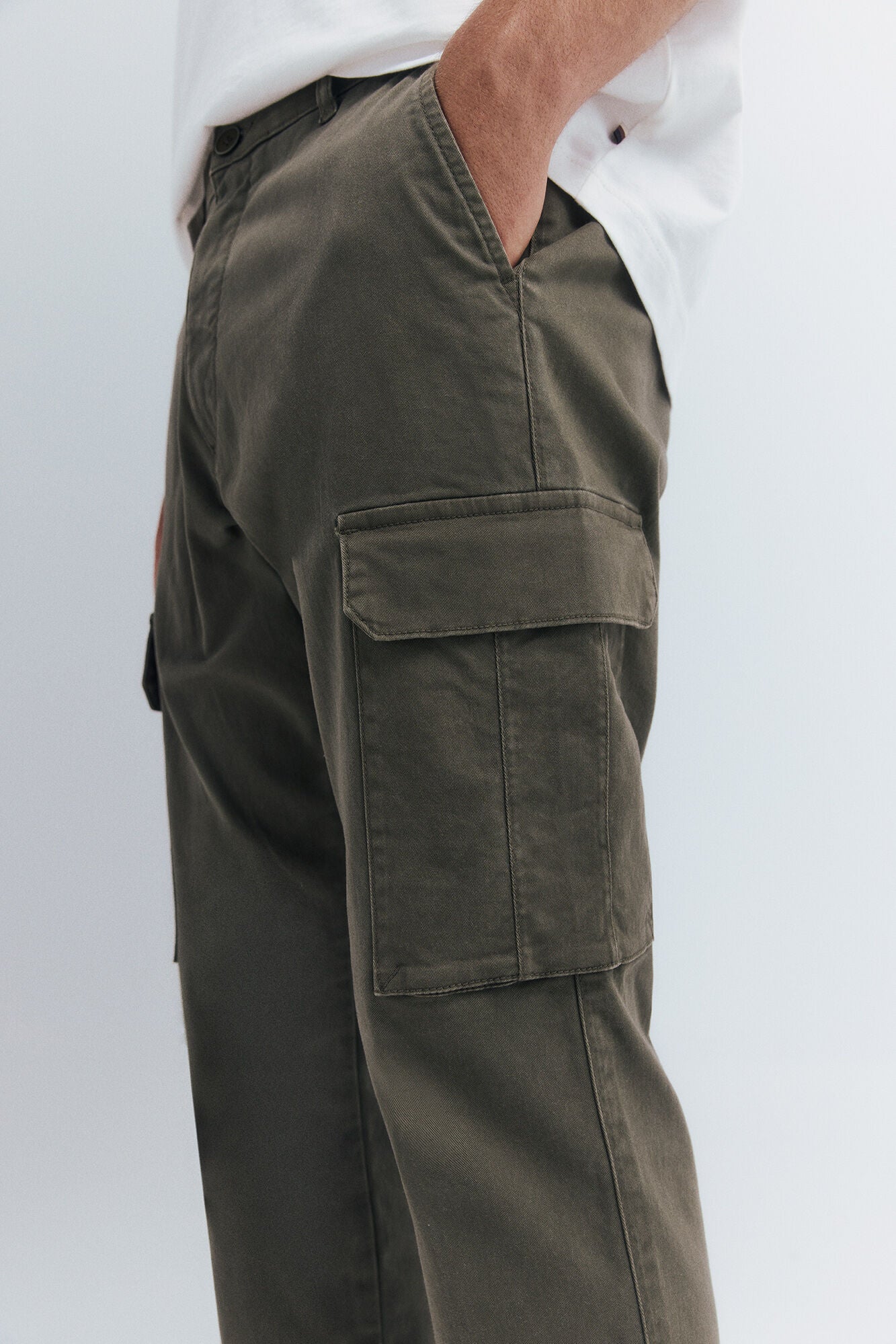 Springfield_Light_Khaki_Slim Fit Cargo Trousers_1552730_93_02