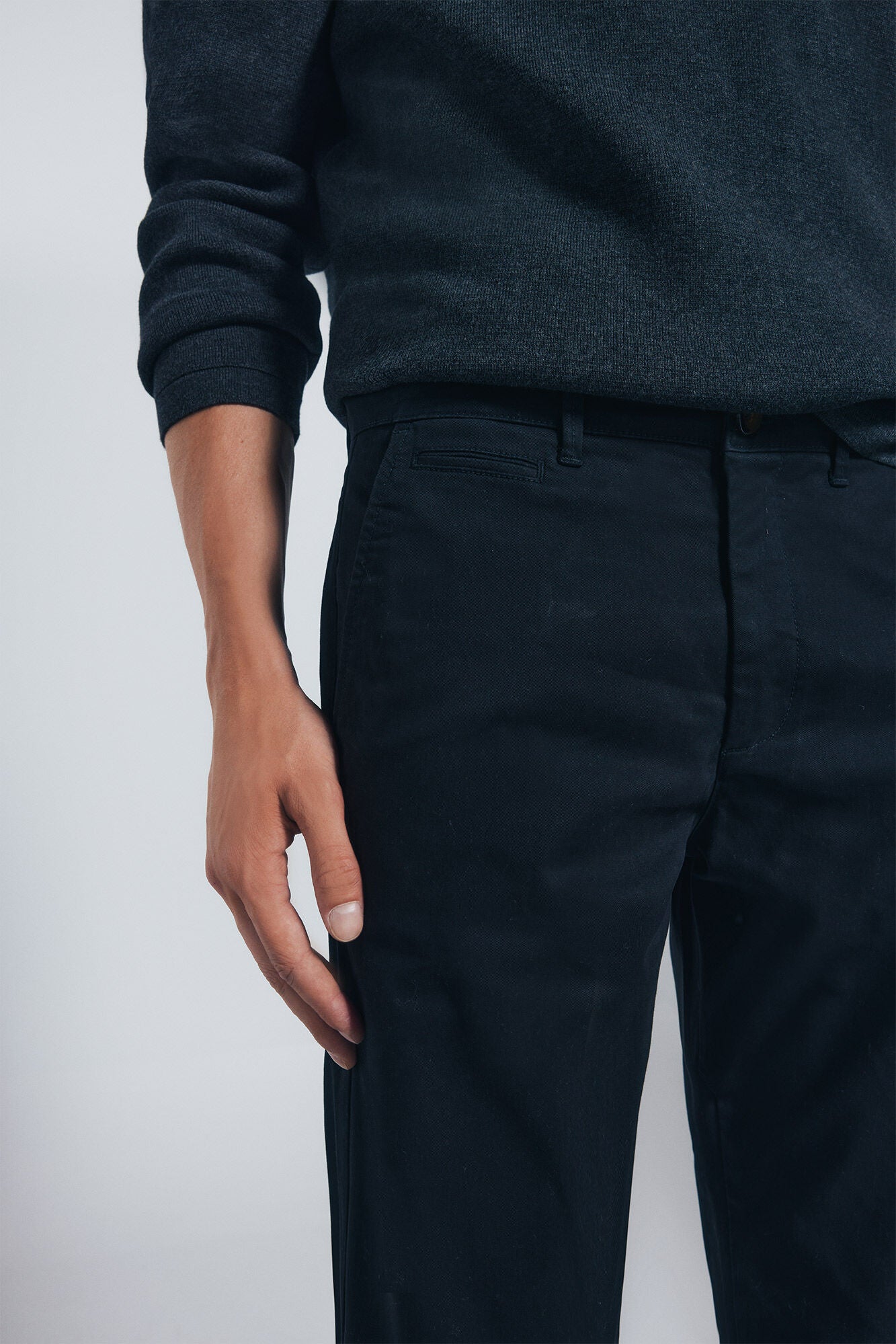 Springfield_Black_Slim Fit Washed Trousers_1552731_01_04