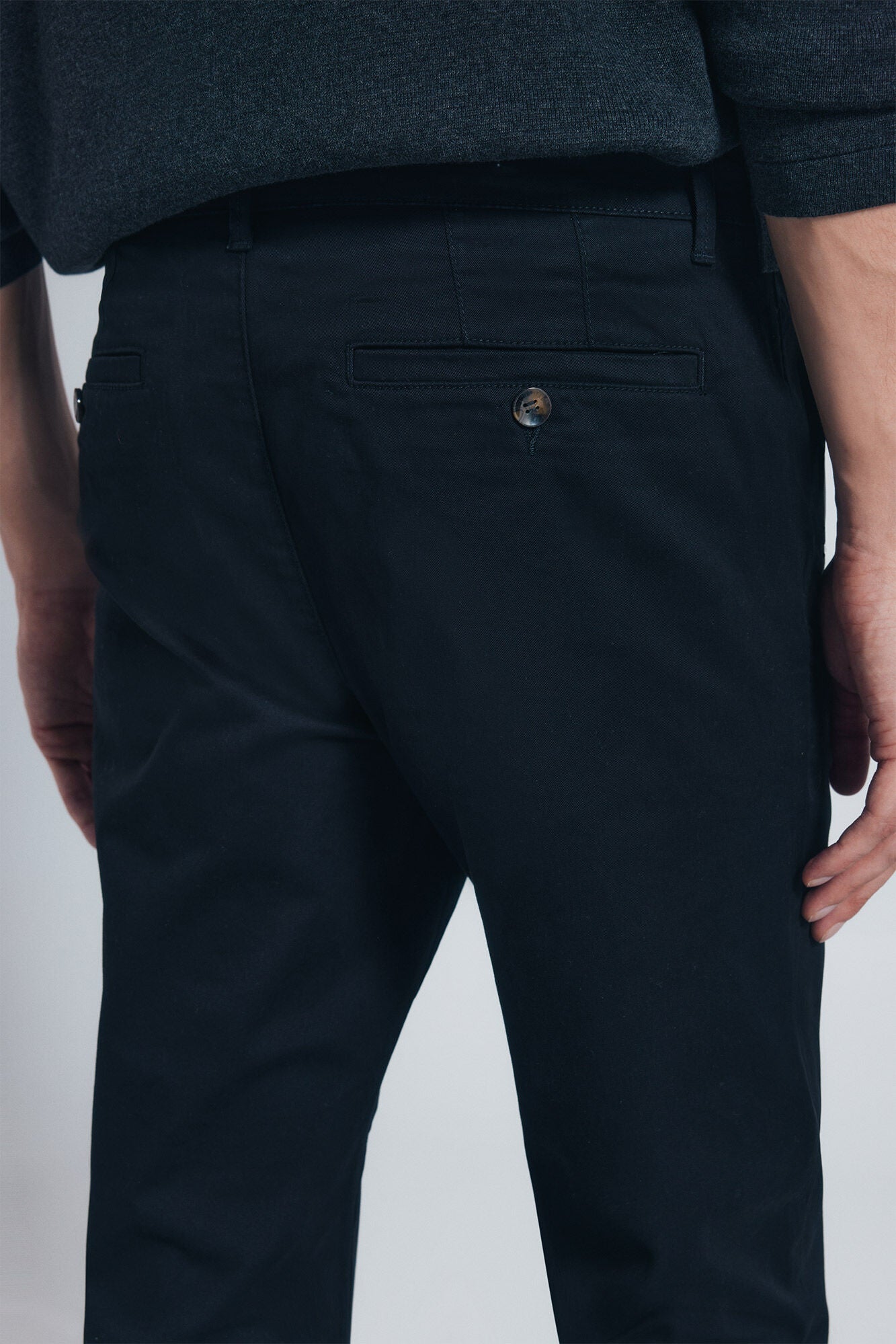 Springfield_Black_Slim Fit Washed Trousers_1552731_01_05