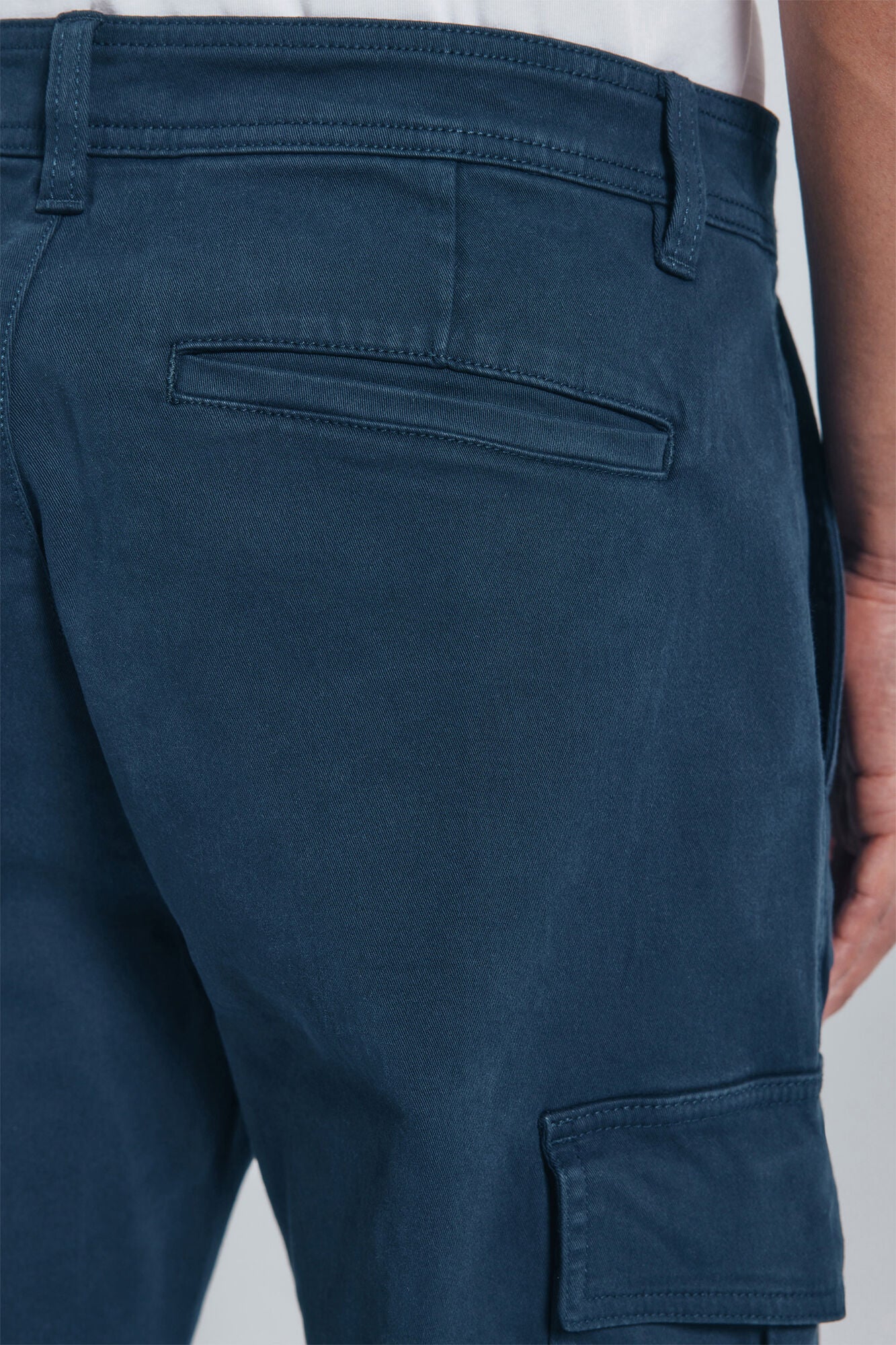 Springfield_Dark_Blue_Slim Fit Casual Cargo Pants_1552733_11_05