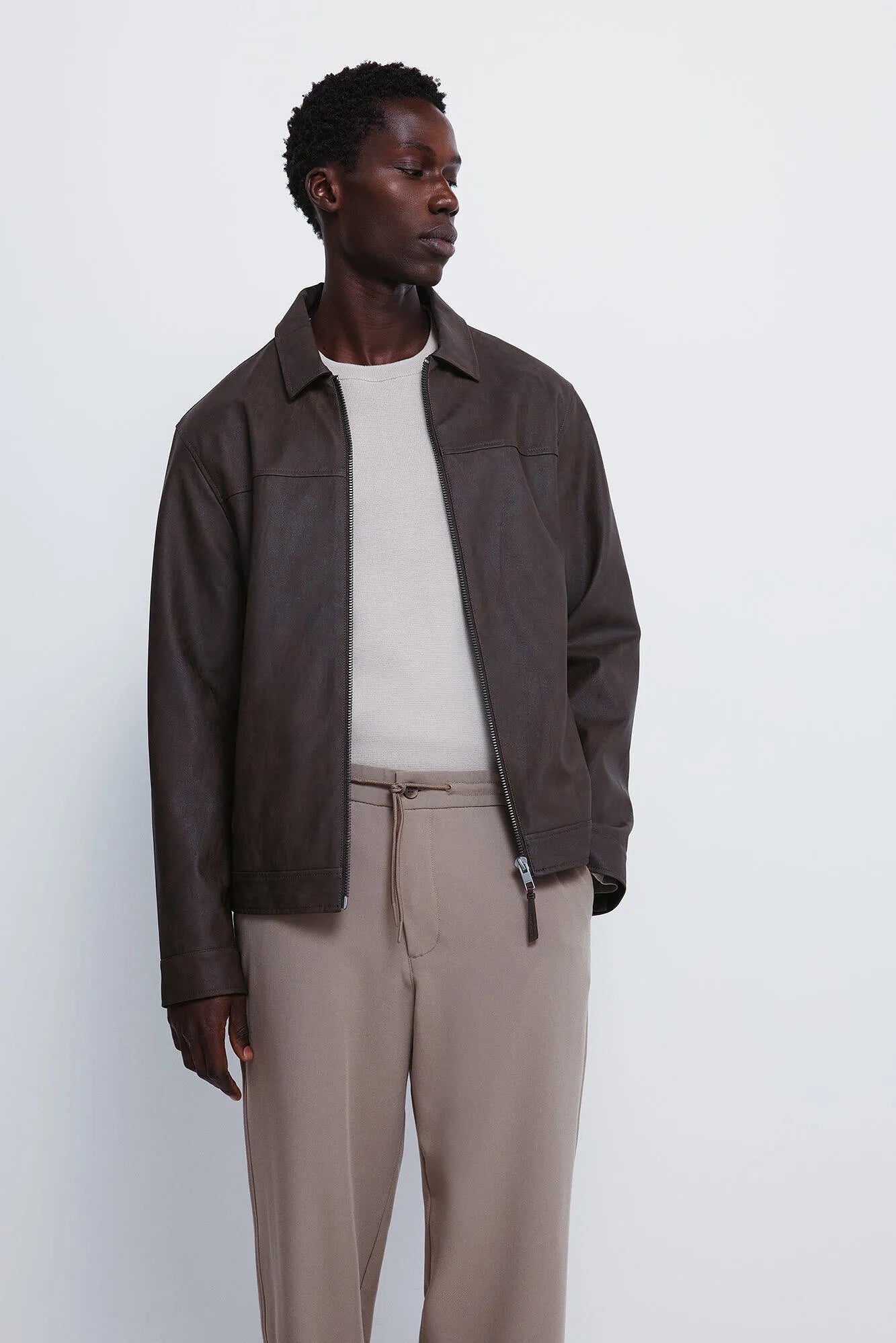 Springfield_Sand_Fluid Jogger Trouser_1552738_36_03
