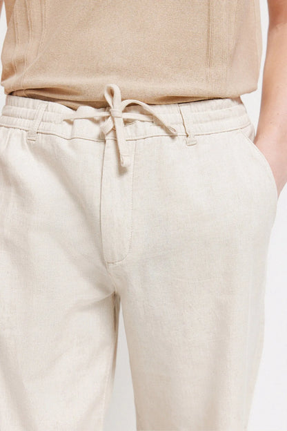 Springfield Beige Men Linen Comfort Fit Chinos SKU: 1553717_51 Image 04