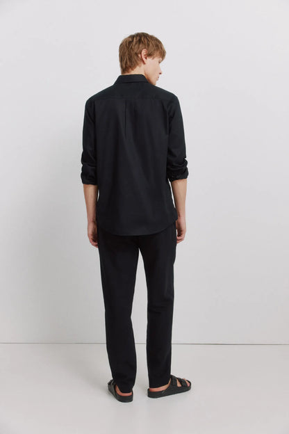 Springfield Black Men Linen Comfort Fit Chinos SKU: 1553735_01 Image 05
