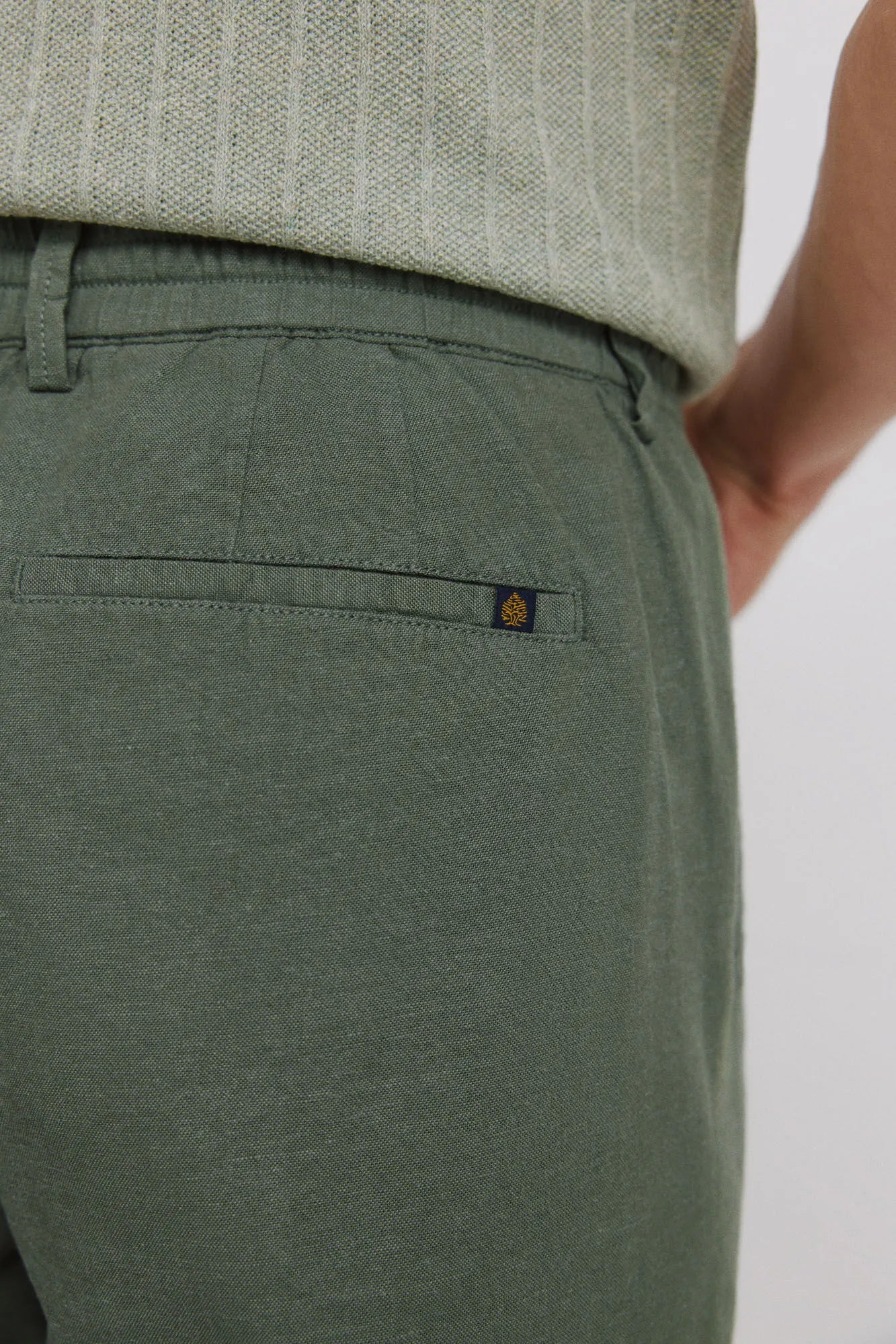 Springfield Khaki Men Linen Comfort Fit Chinos SKU: 1553735_92 Image 05