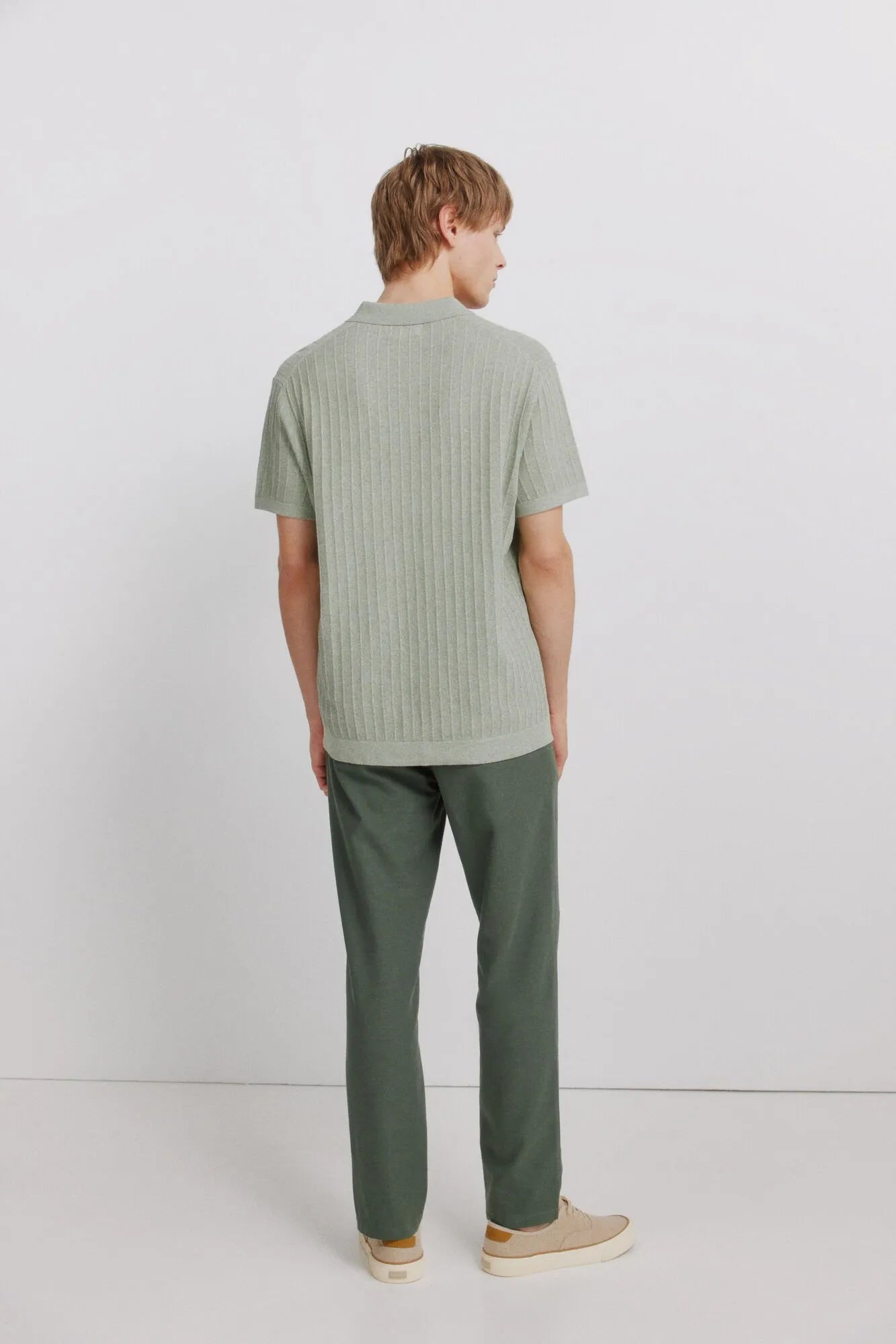 Springfield Khaki Men Linen Comfort Fit Chinos SKU: 1553735_92 Image 06