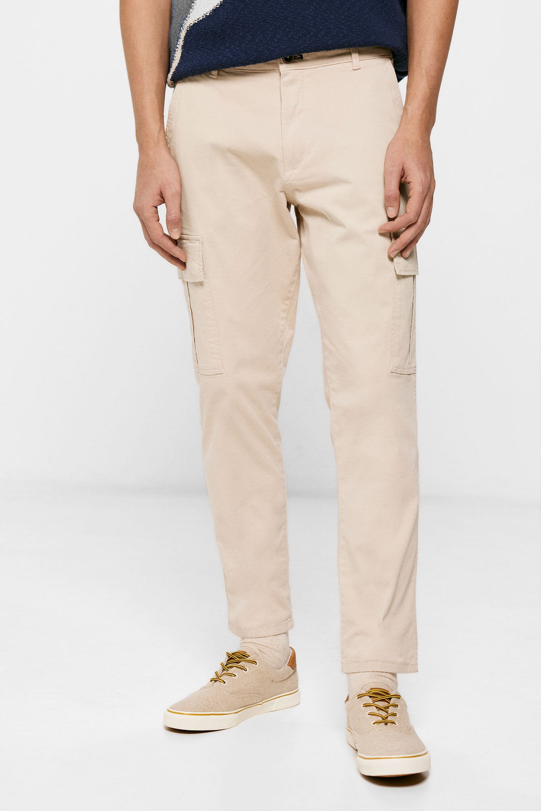 Cargo Style Chino Trousers_1557246_97_02