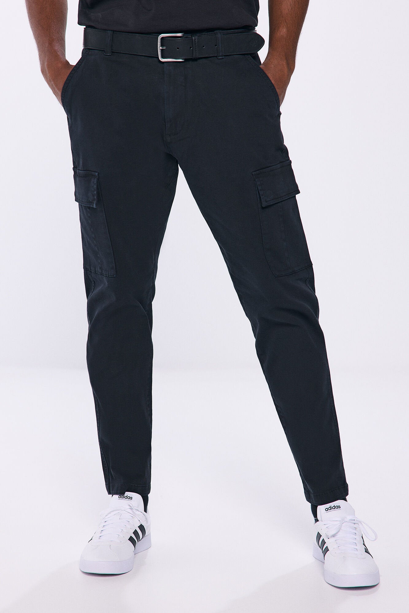 Cargo Trousers Slim Fit in Cotton Fabric_1558227_01_02